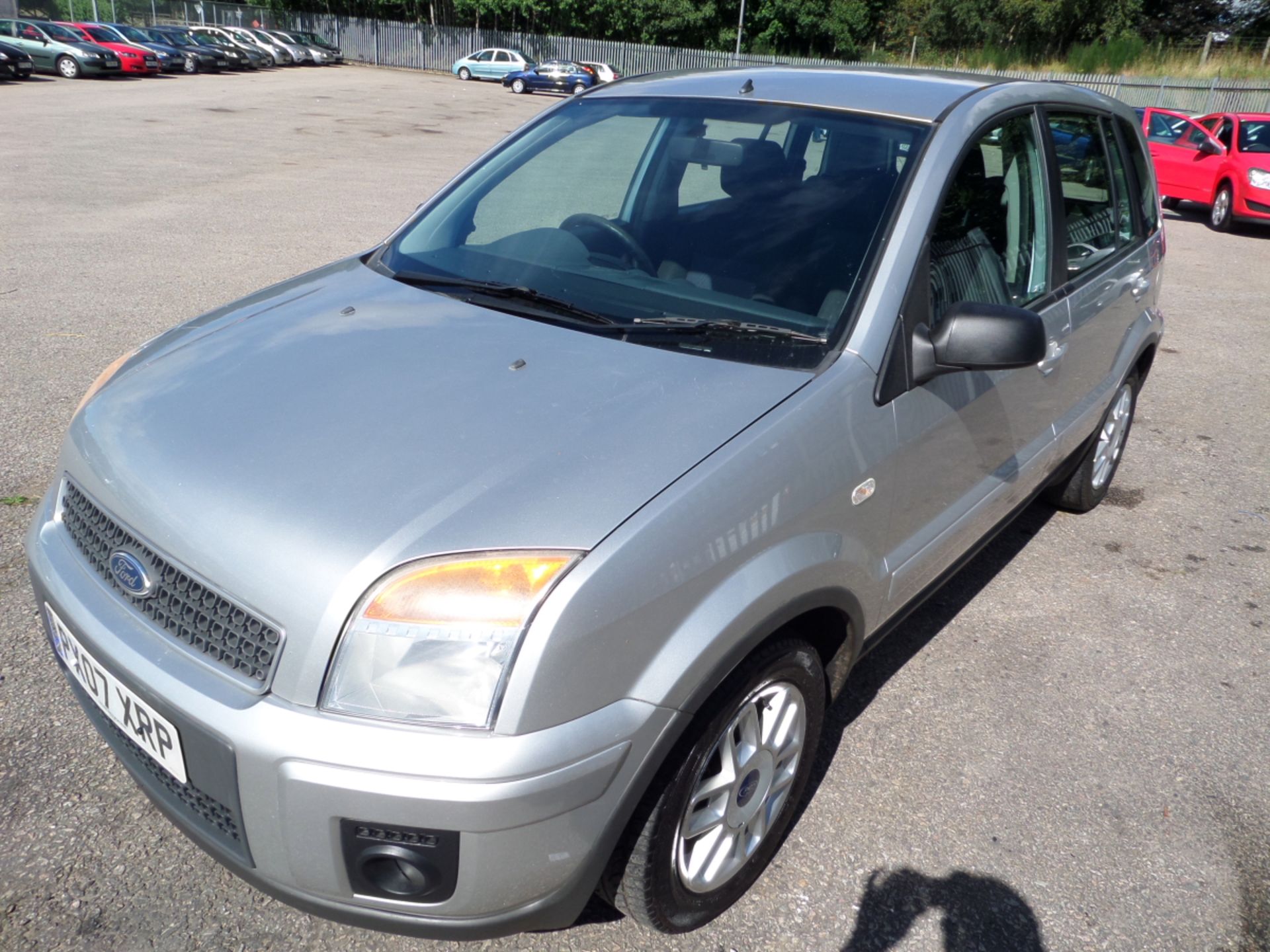 Ford Fusion Zetec Climate - 1388cc 5 Door - Bild 2 aus 8