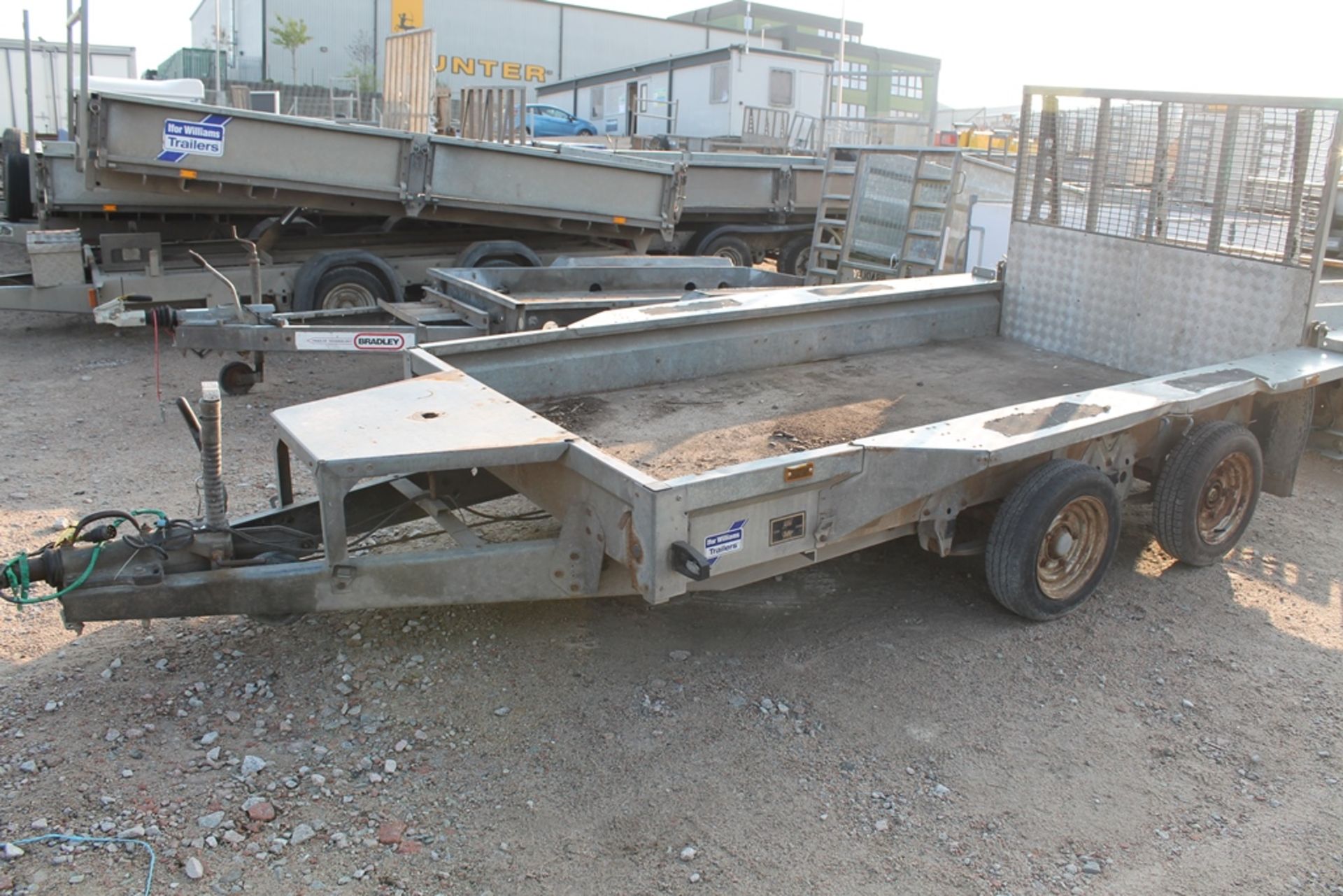 TWIN AXLE TRAILER