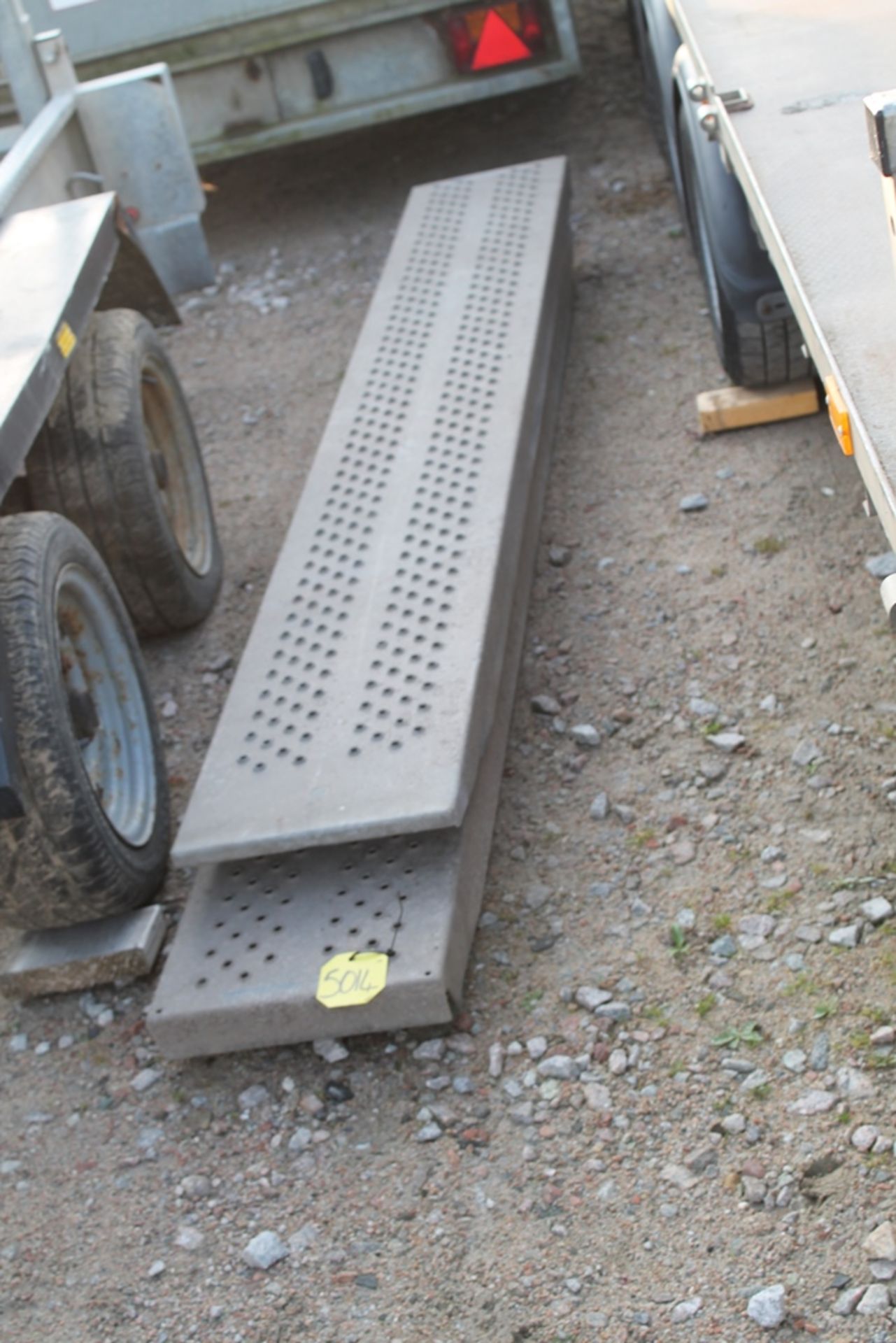 IFOR WILLIAMS 8' LOADING RAMPS