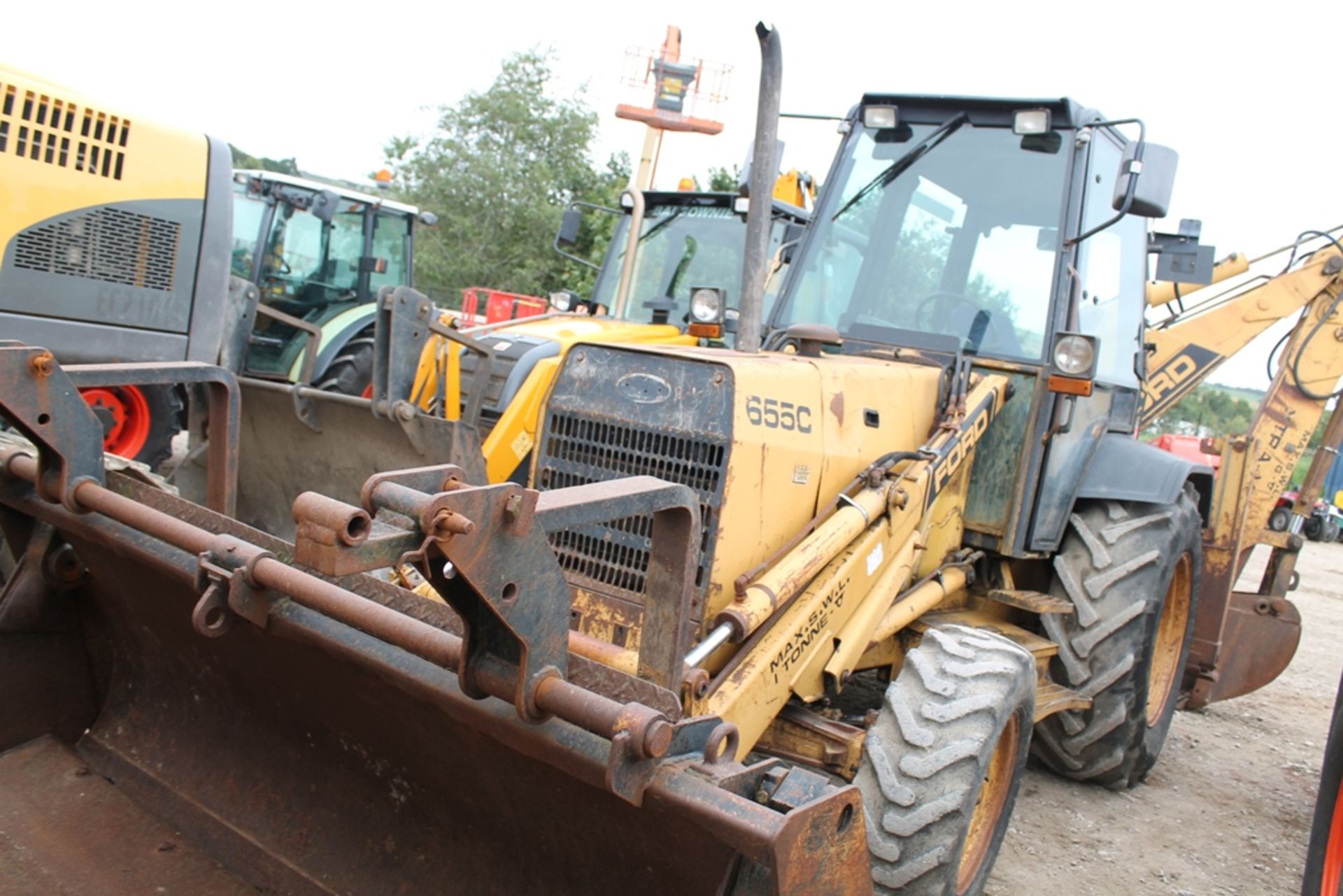 Ford New Holland 655c digger 1 Door X - Other