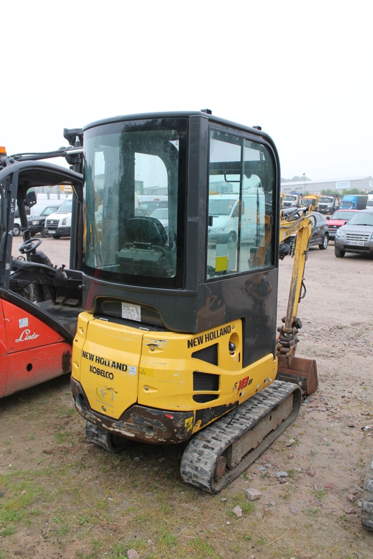 NEW HOLLAND E18, , 1800Hrs, , C/W HITCH & BUCKETS, , PLUS VAT, - Image 3 of 7