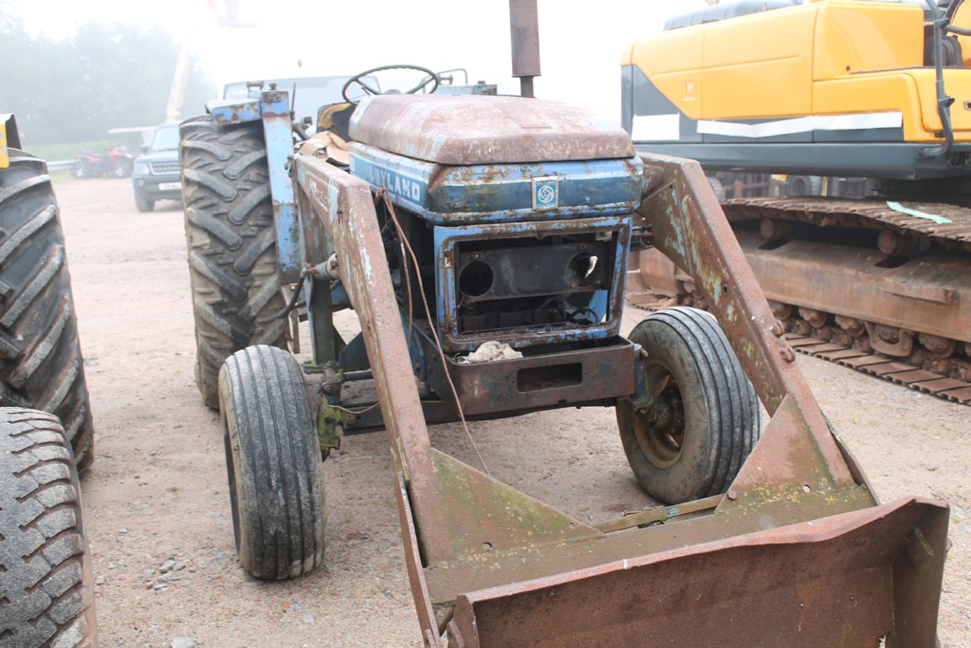 LEYLAND 384, , TRACTOR, LOADER & LOG SPLITTER, , PTO IN P/CABIN, , NO VAT, - Image 5 of 5