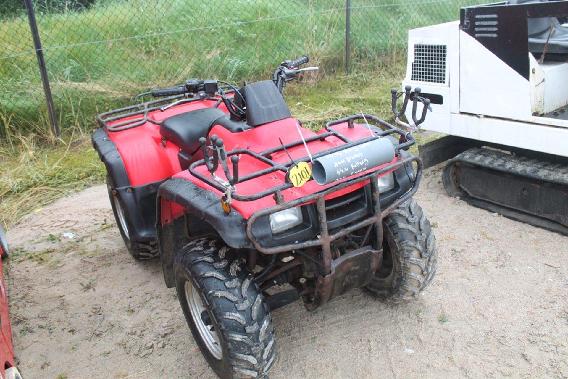 HONDA TRX350 4X4 QUAD KEY IN P/CABIN - Image 2 of 2