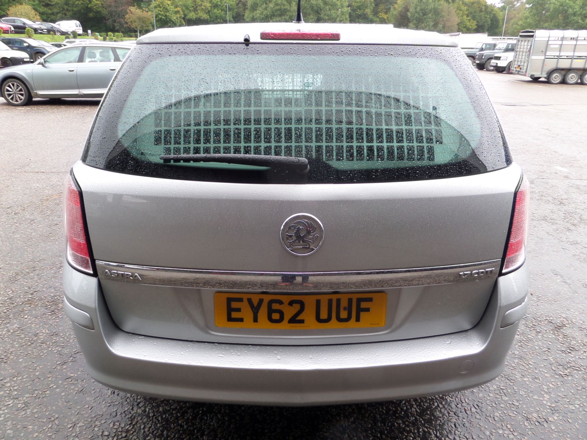 Vauxhall Astra Club Ecoflex - 1686cc 2 Door Van - Image 4 of 8