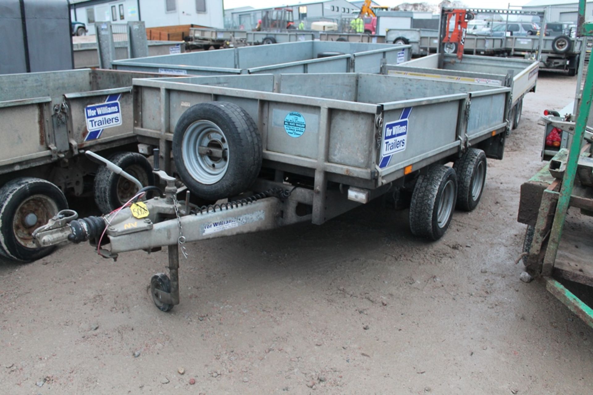 IW LM105 10' X 5/6 FLAT BED TRAILER