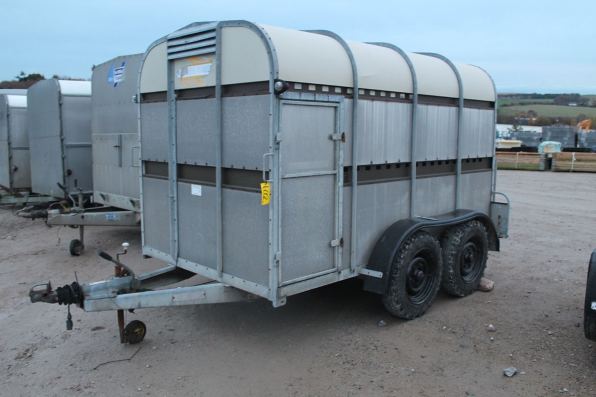 BATESON LIVESTOCK TRAILER