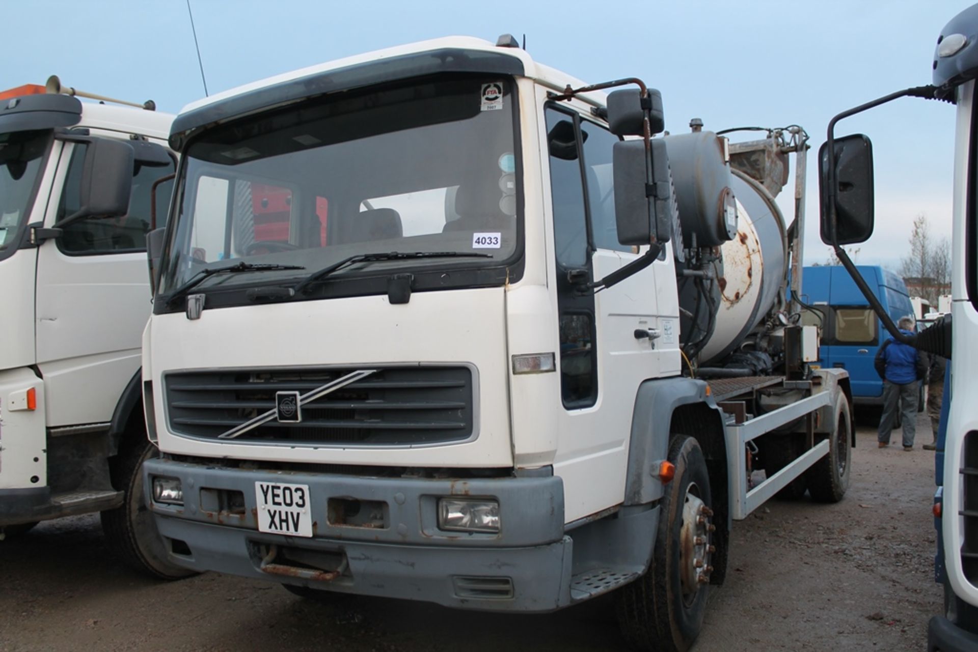 Volvo Mixer 2 Door Truck