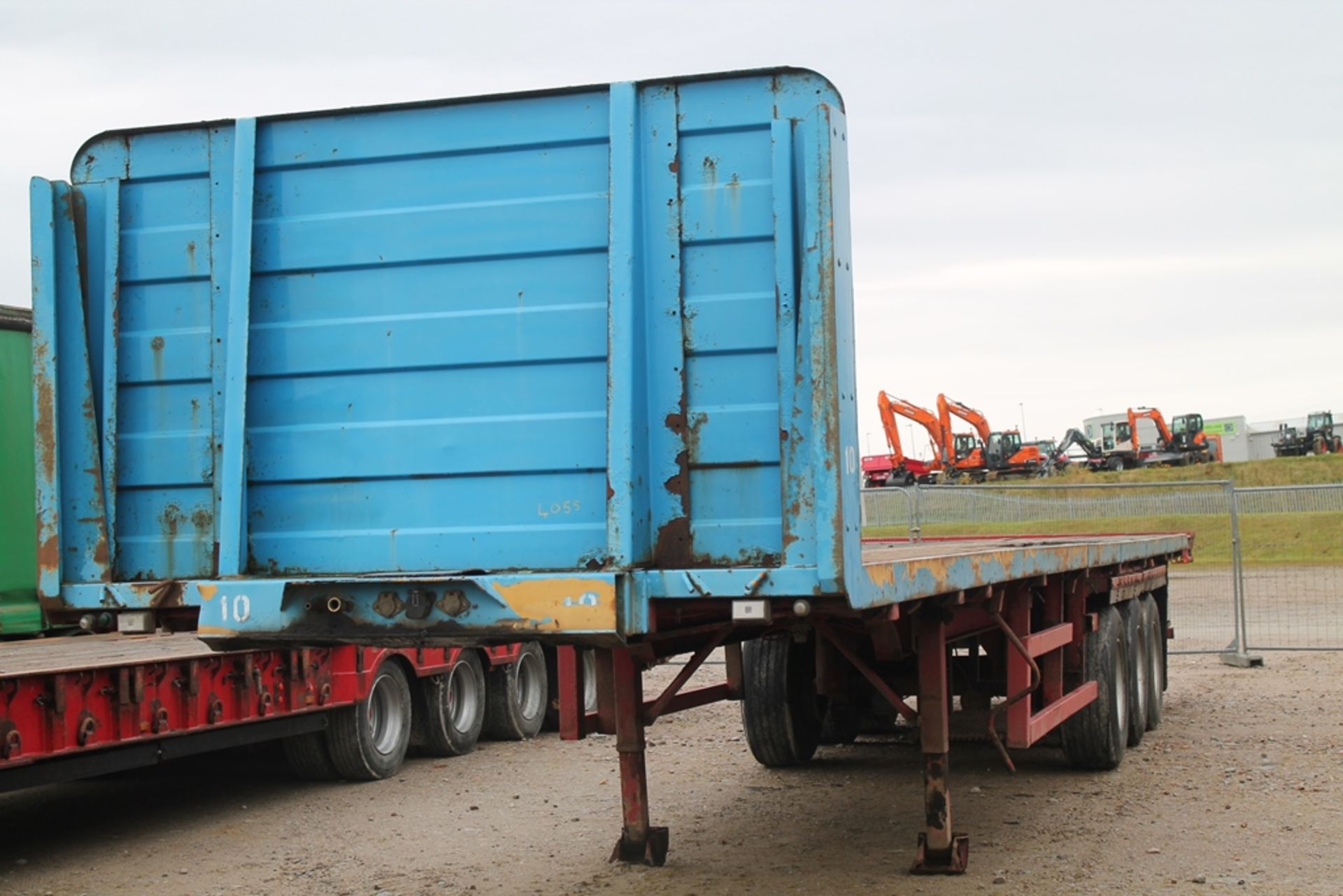 CRANE FRUEHAUF ARTIC FLAT LEAF TRAILER