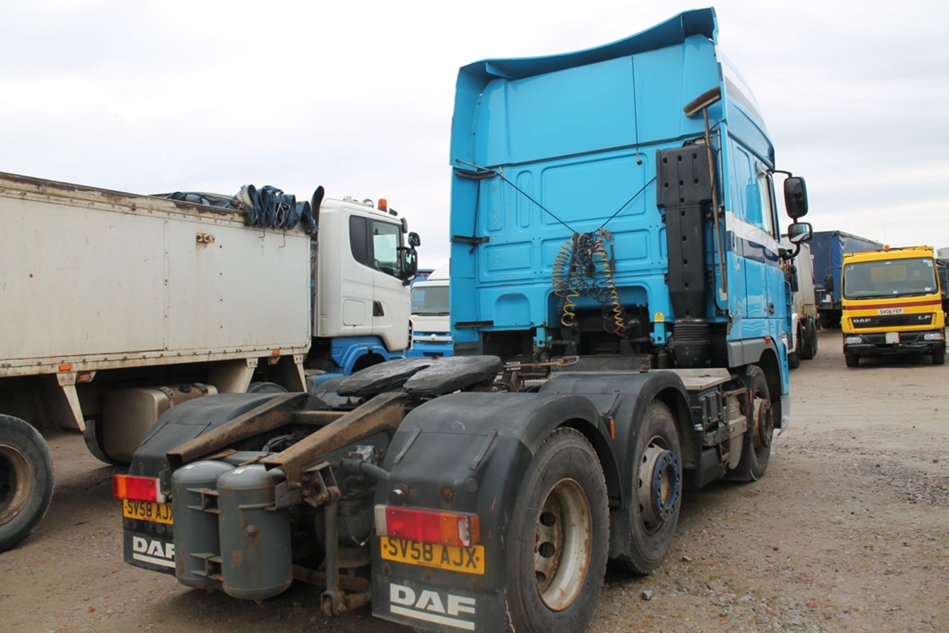 Daf Trucks Xf Ftg105.460 E4 Tsc - 12900cc 2 Door Tractor - Image 4 of 6