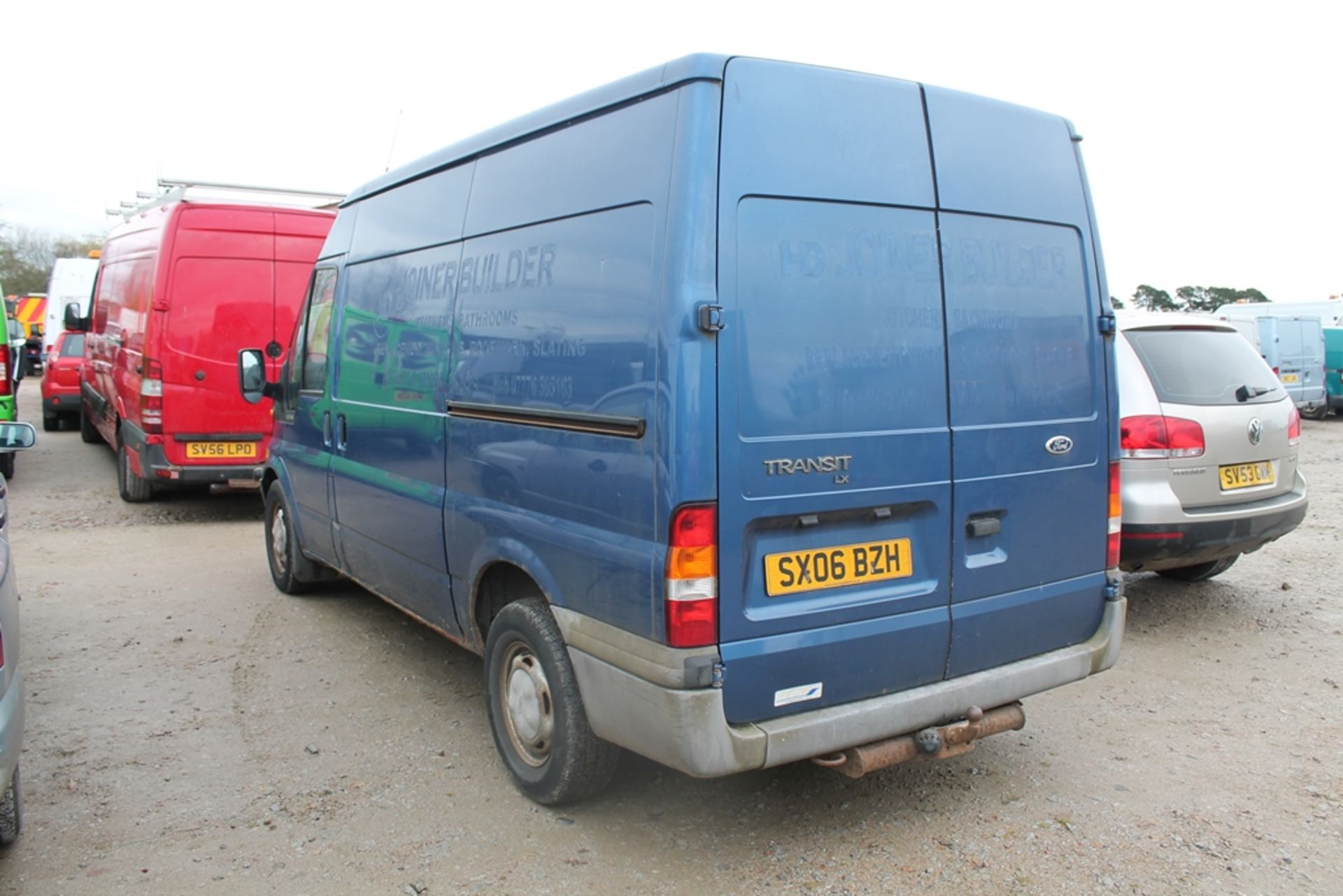 Ford Transit 280 Mwb - 1998cc Van - Image 3 of 4