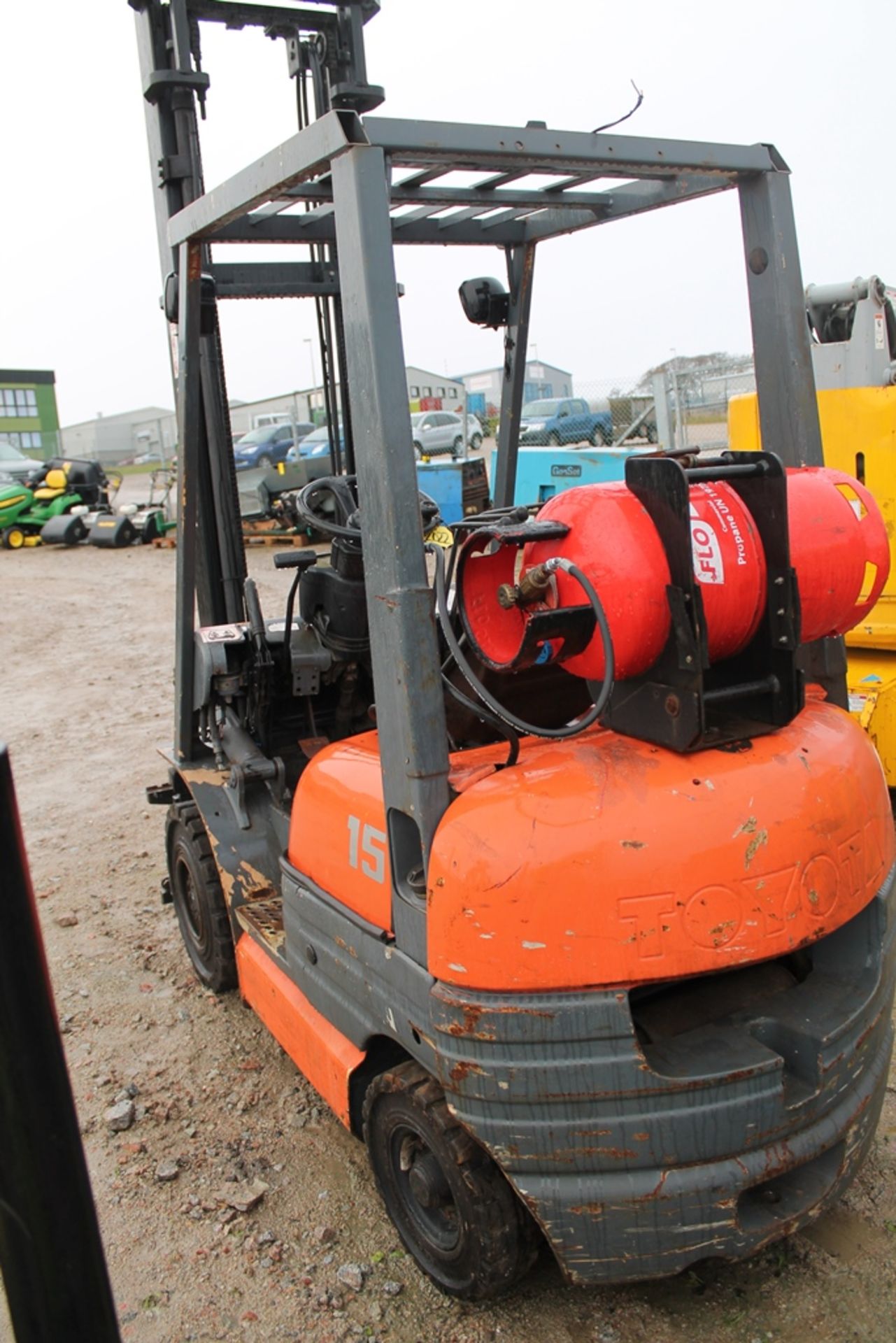 TOYOTA FORKLIFT - Image 2 of 4