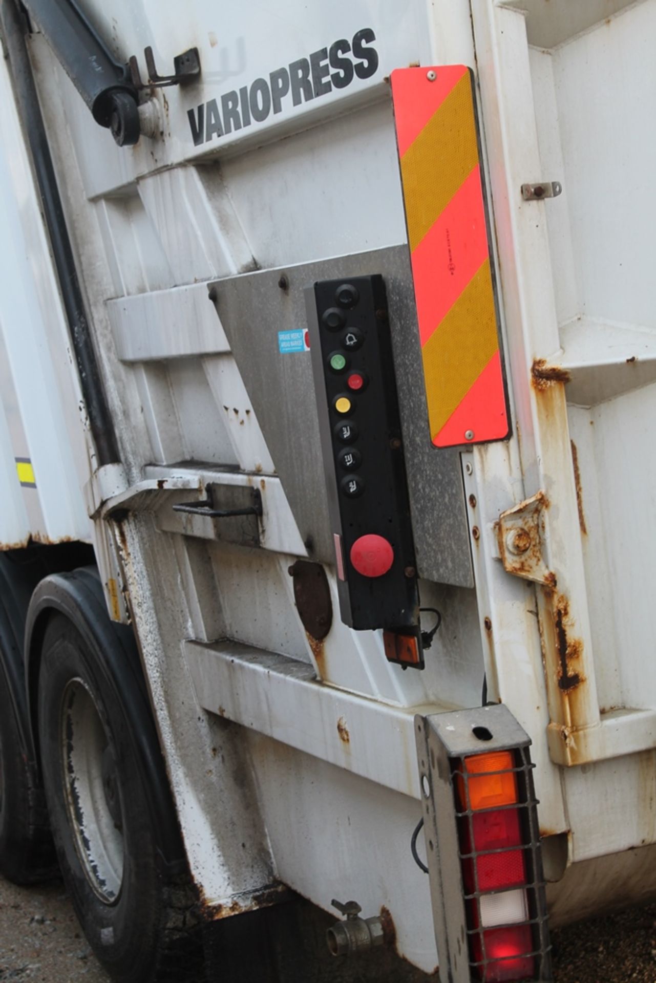 Mercedes Econic 2628ll Crc - 6370cc 2 Door Truck - Image 5 of 8