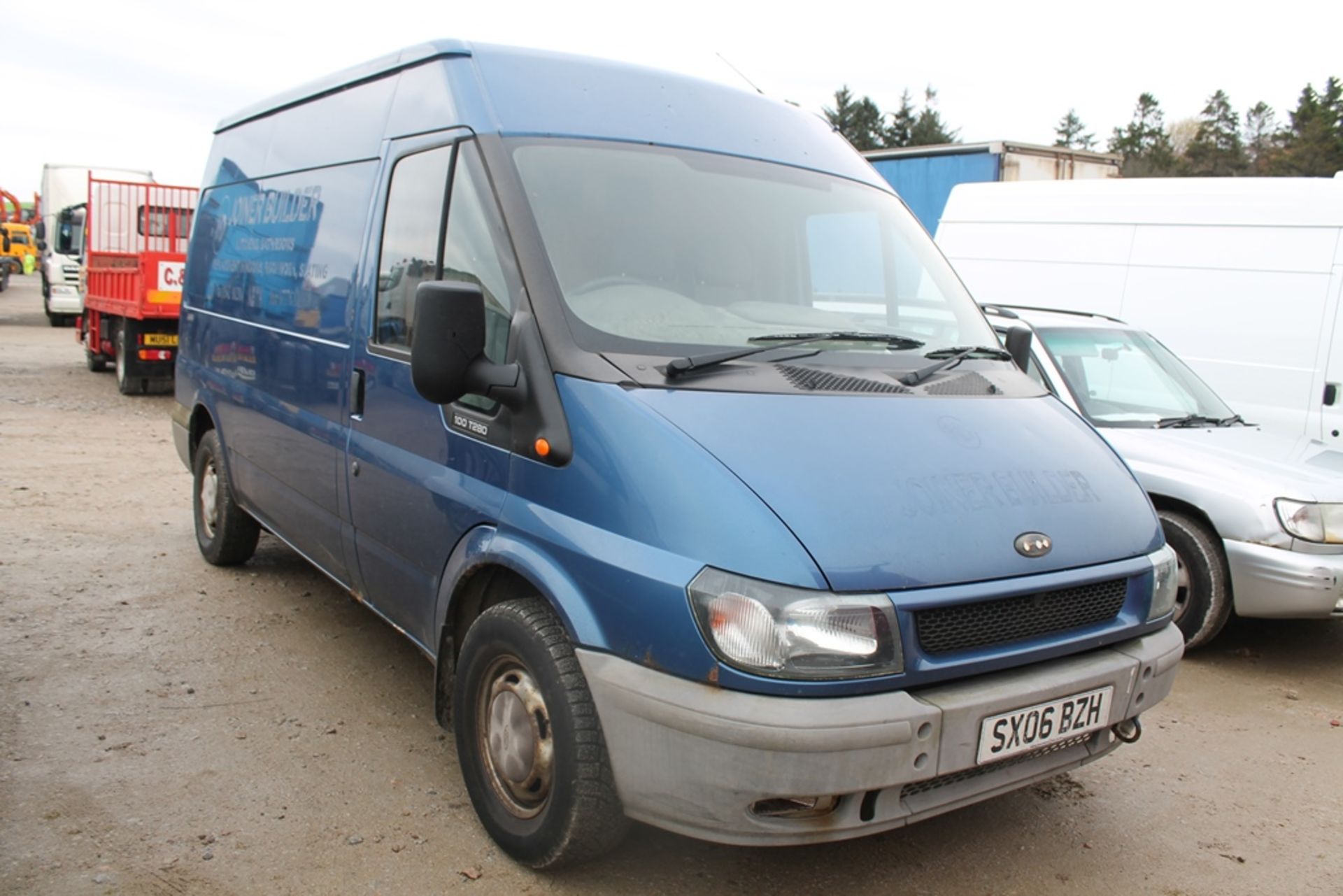 Ford Transit 280 Mwb - 1998cc Van - Image 4 of 4