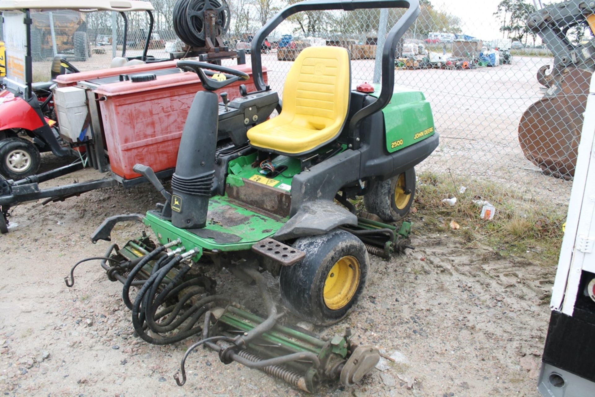 JOHN DEER 2500 MOWER KEY HERE