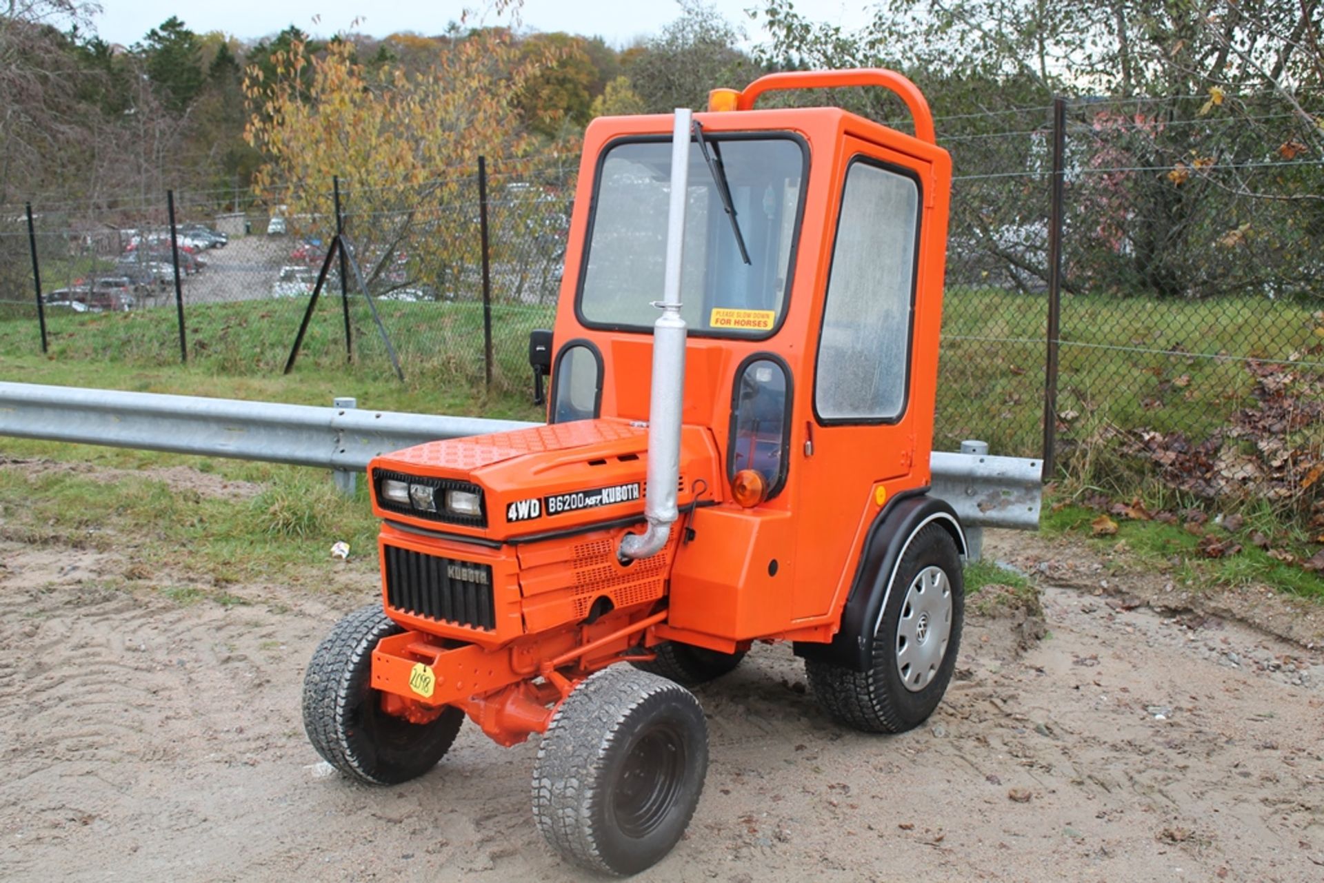 KUBOTA B6200 TRACTOR