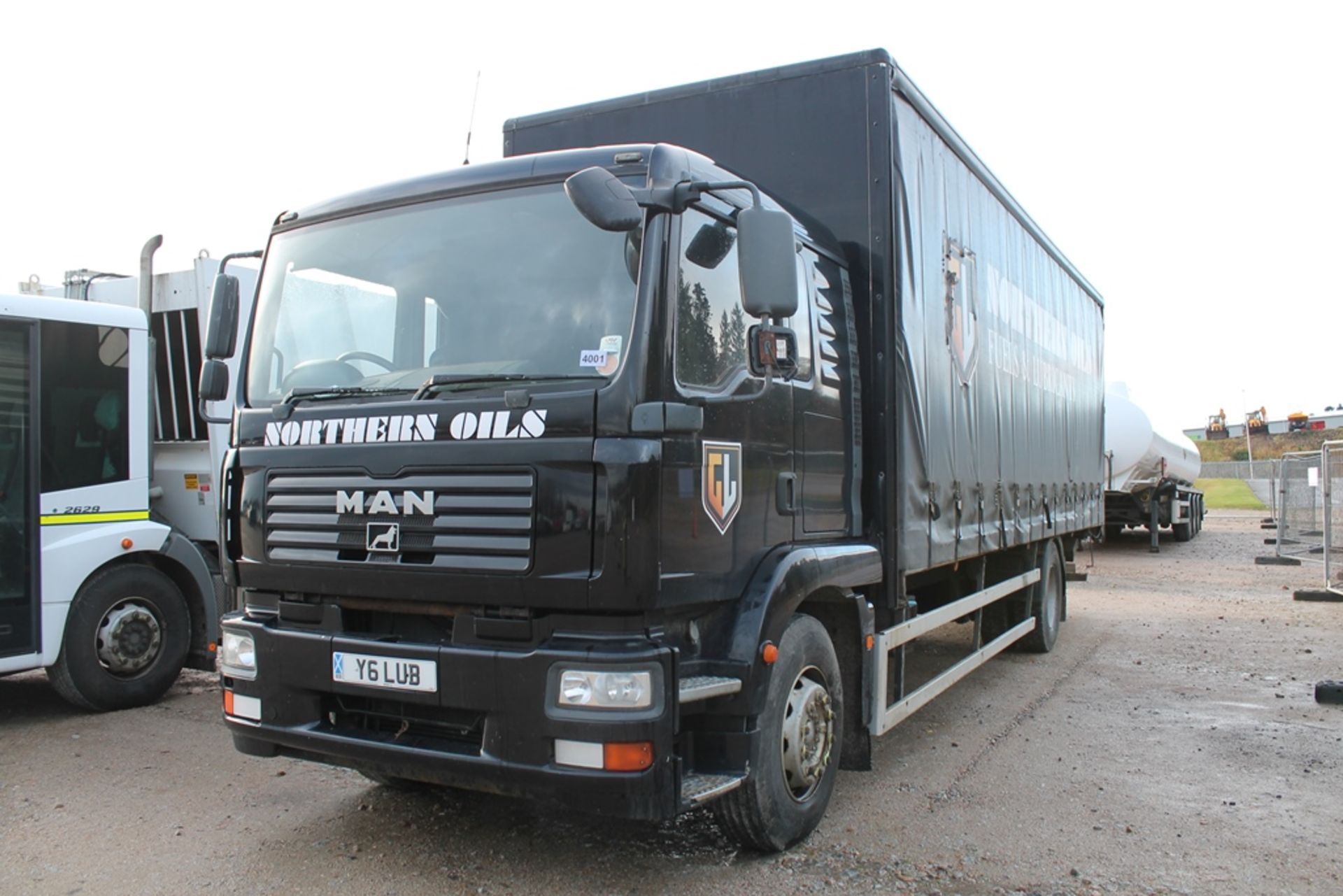 Man TGM 18-280 - 6870cc 2 Door Truck