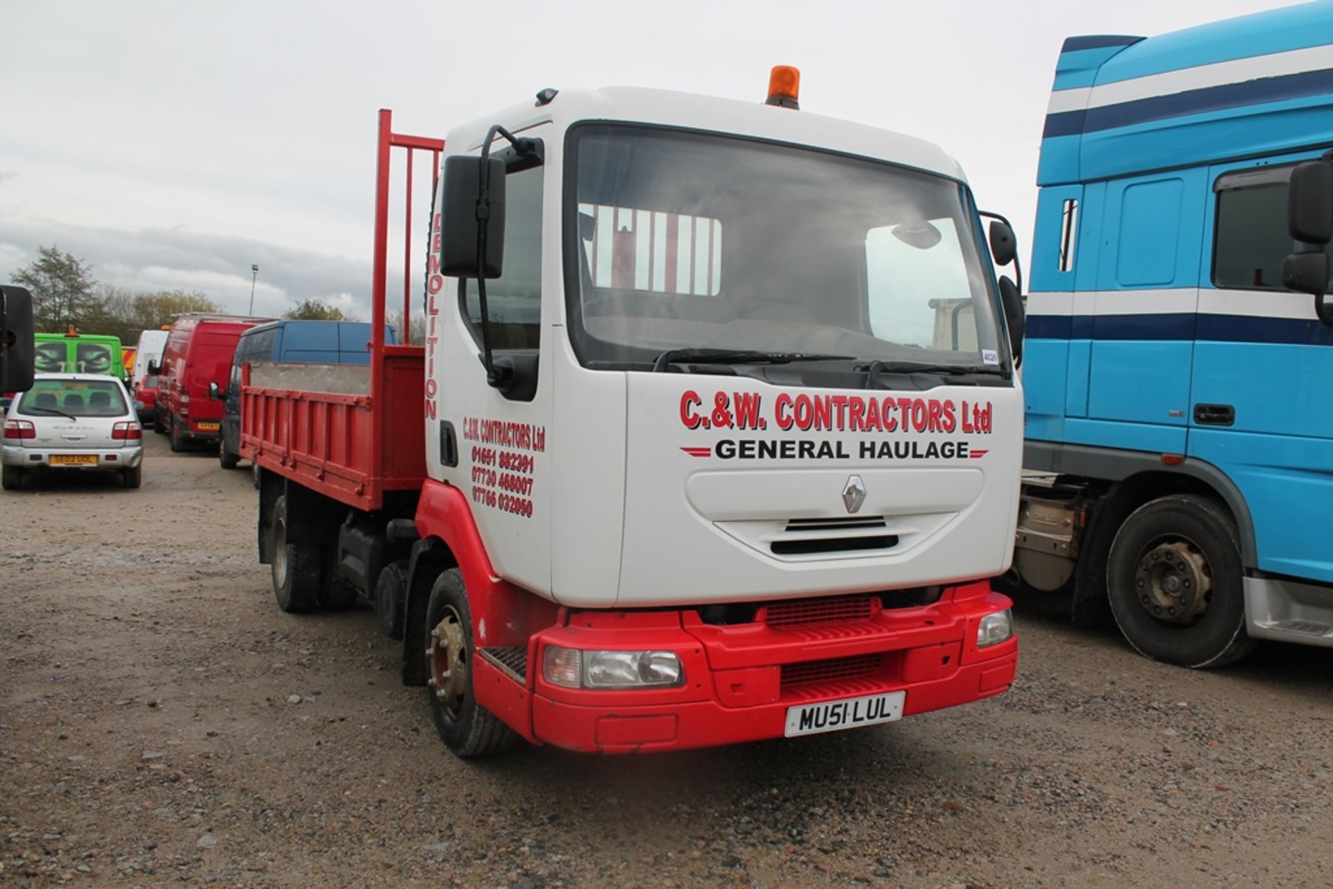 Renault Midlum 150 - 4116cc 2 Door Van - Image 4 of 4