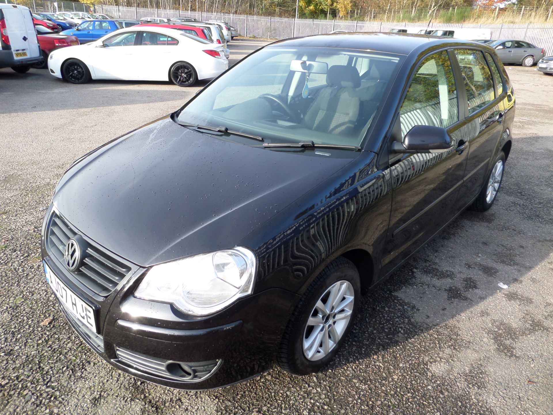 Volkswagen Polo S 75 Auto - 1400cc 5 Door - Image 3 of 10