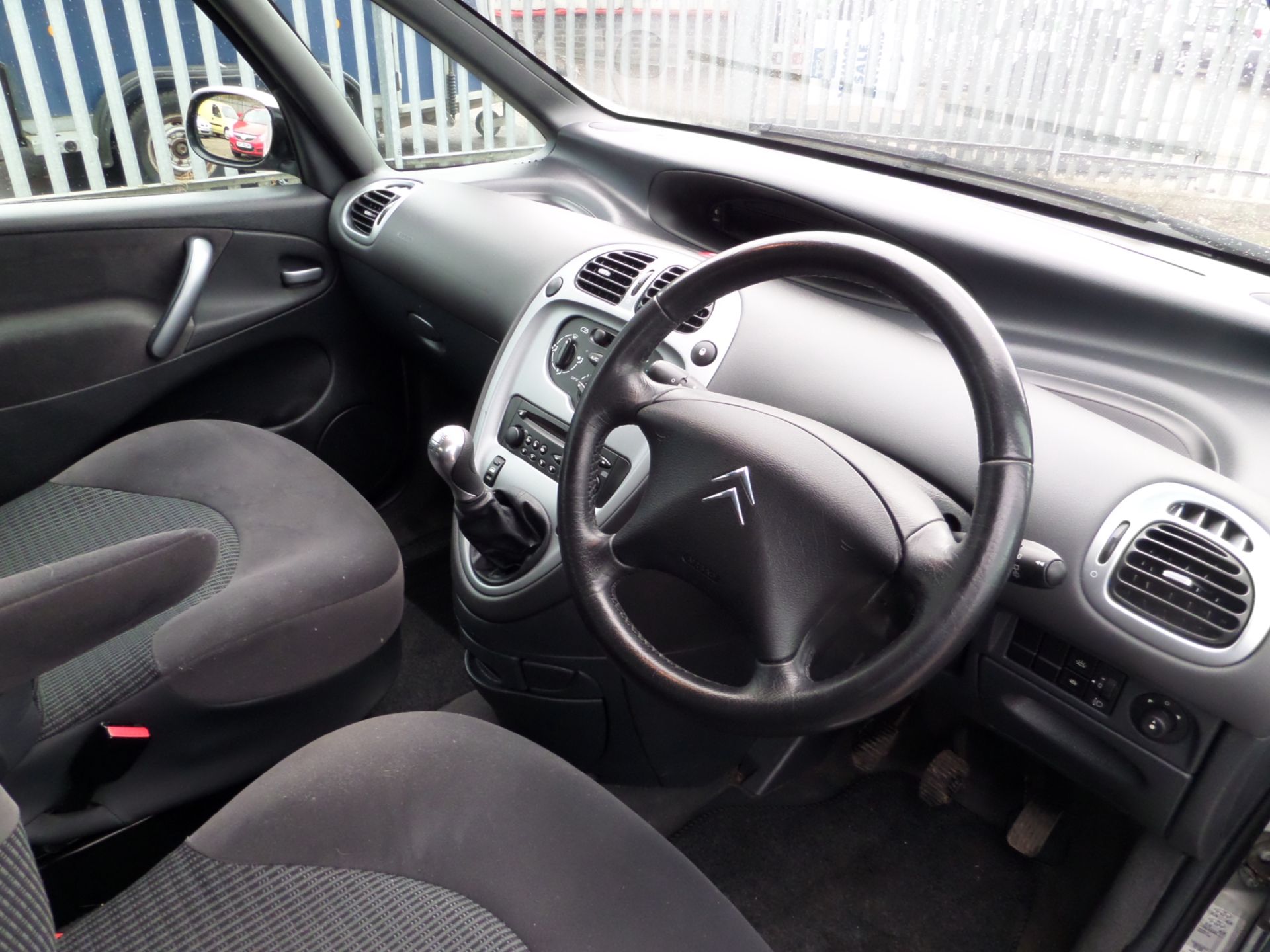 Citroen Xsara Picasso Desire 16v - 1587cc Estate - Image 6 of 8