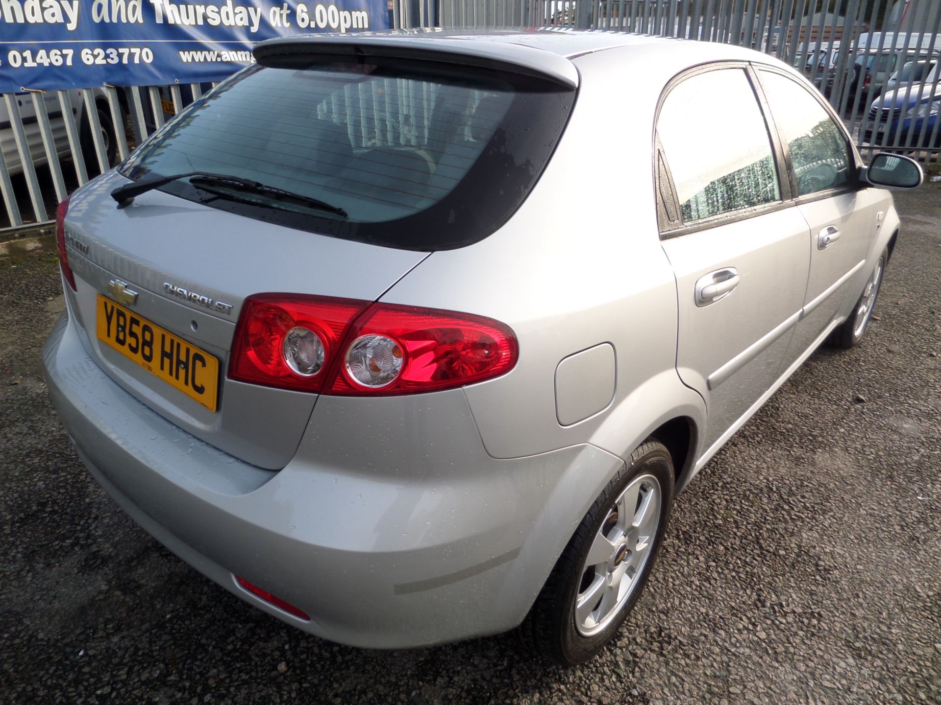 Chevrolet Lacetti Sx - 1598cc 5 Door - Image 5 of 8