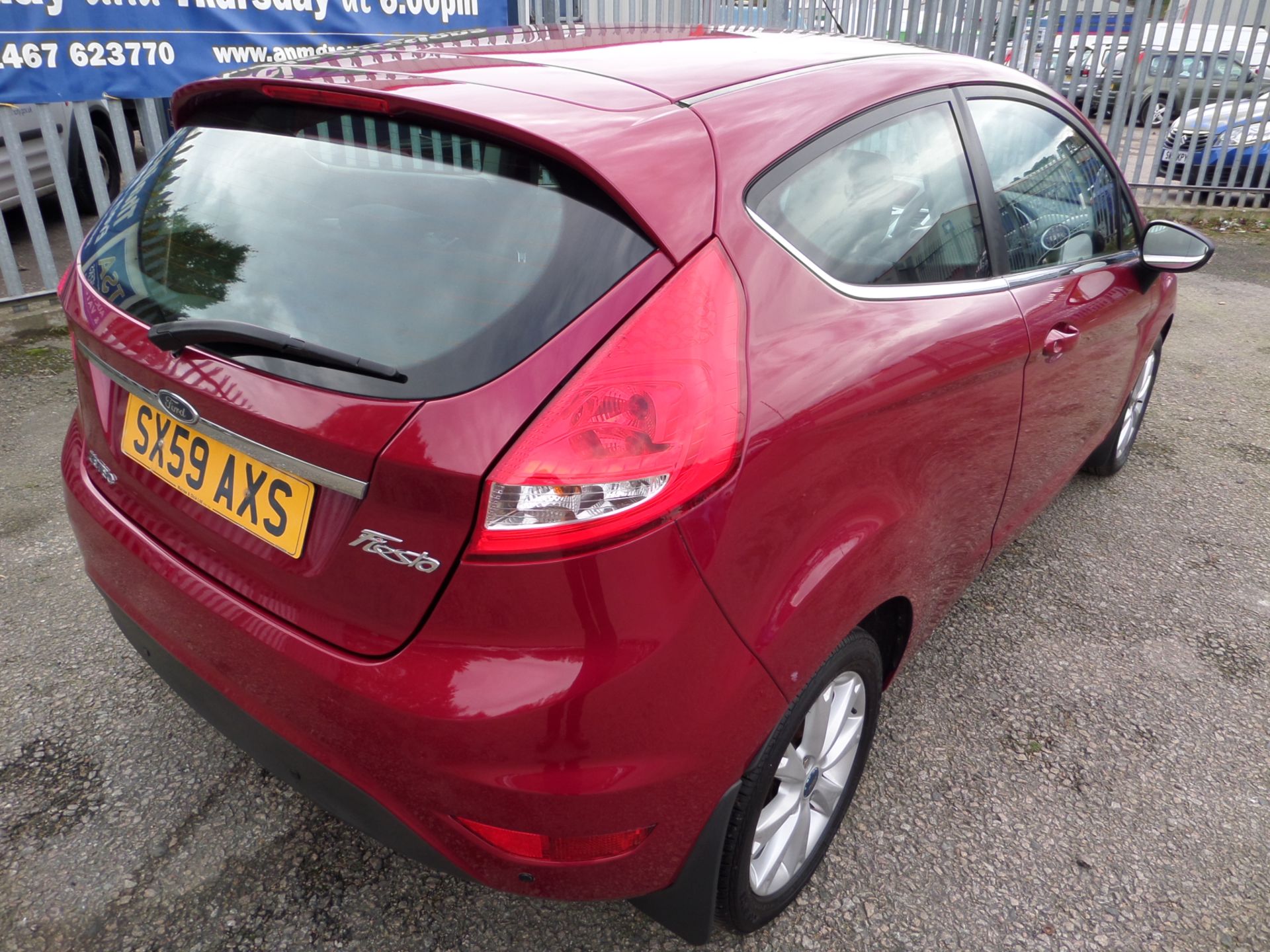 Ford Fiesta Zetec - 1242cc 3 Door - Image 5 of 7