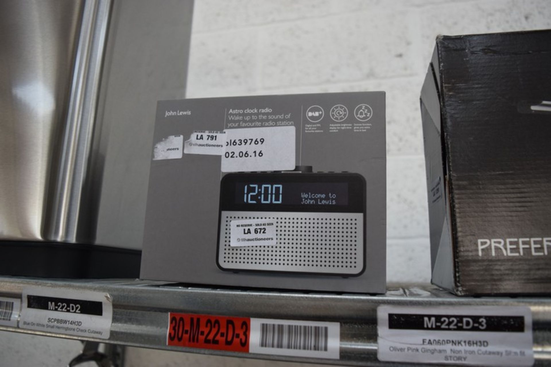 1 X BOXED ASTRO WAKE UP DAB AND FM RADIO ALARM CLOCK RRP £45 (02.06.16)
