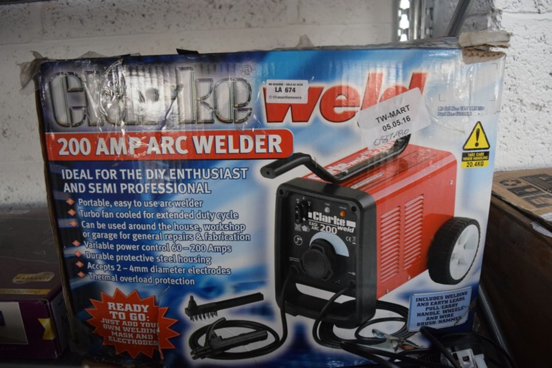 1 X BOXED CLARKE WELD 200AMP ARK WELDER RRP £90 (05.05.16)