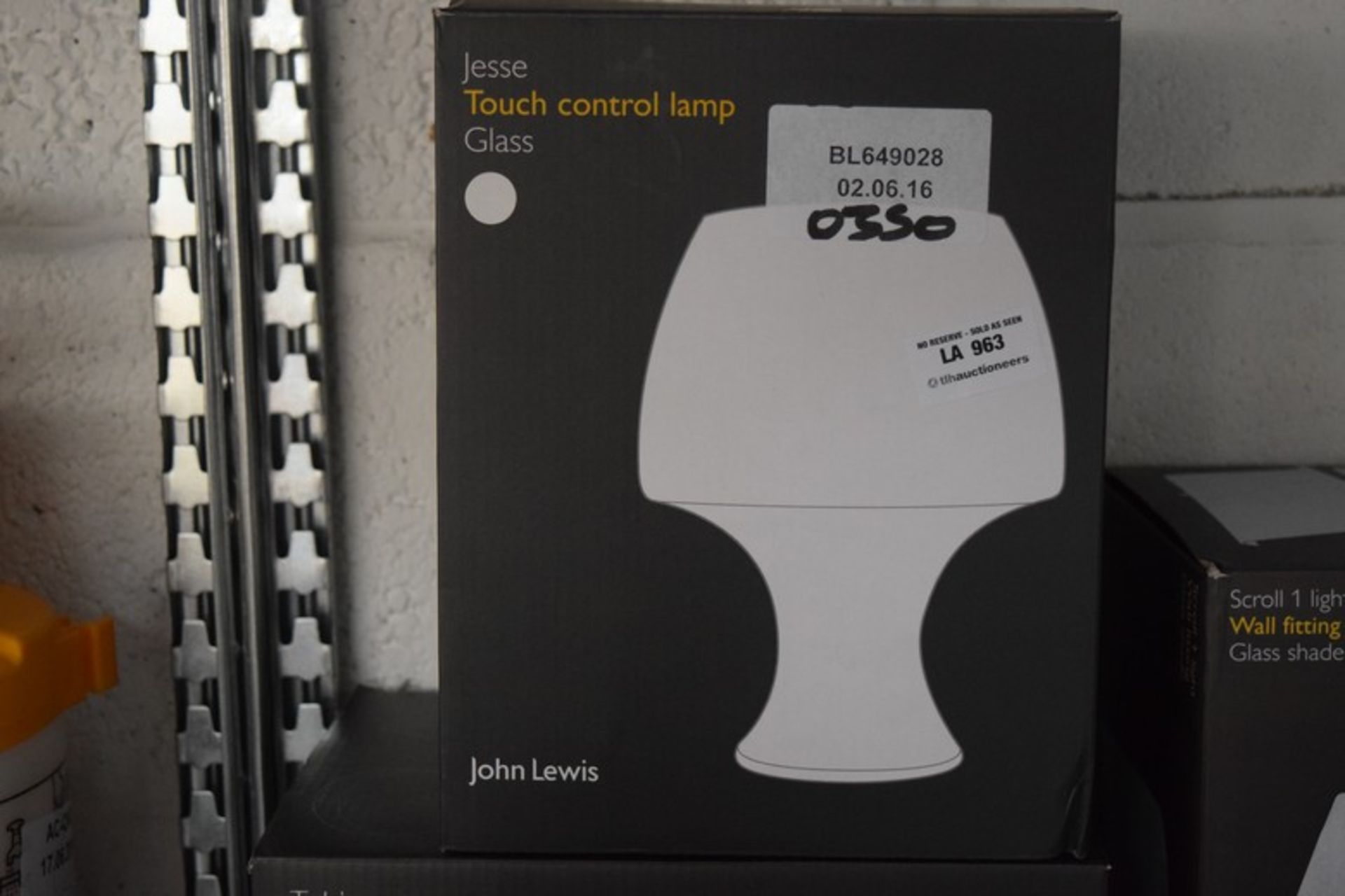 1 X BOXED JESSE GLASS TOUCH CONTROL LAMP RRP £35 02.06.2016