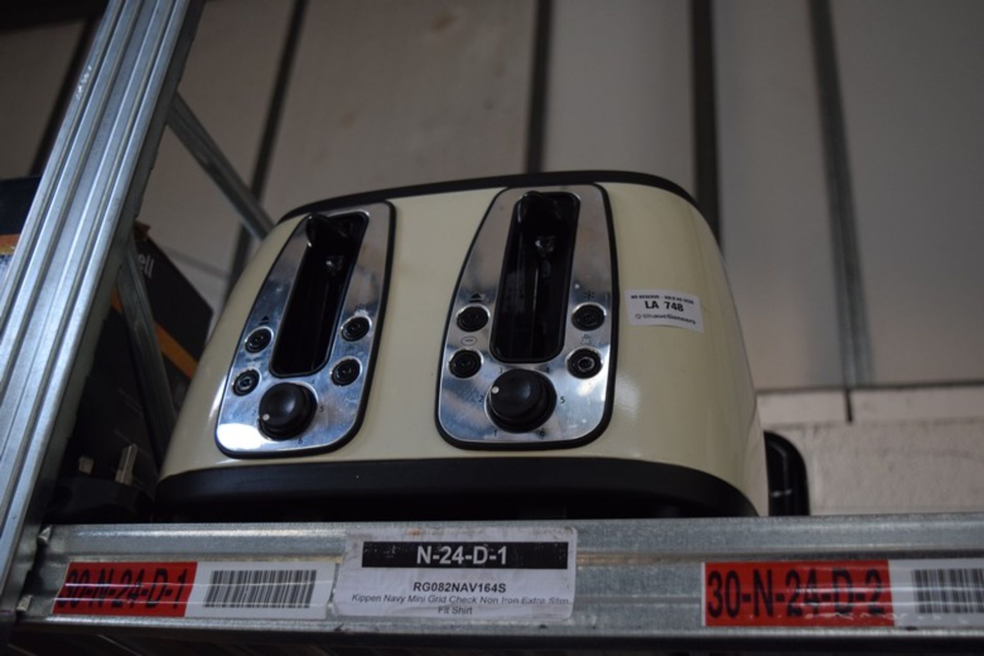 2 X ASSORTED BLACK AND CREAM 4 SLICE TOASTERS BY RUSSELL HOBBS