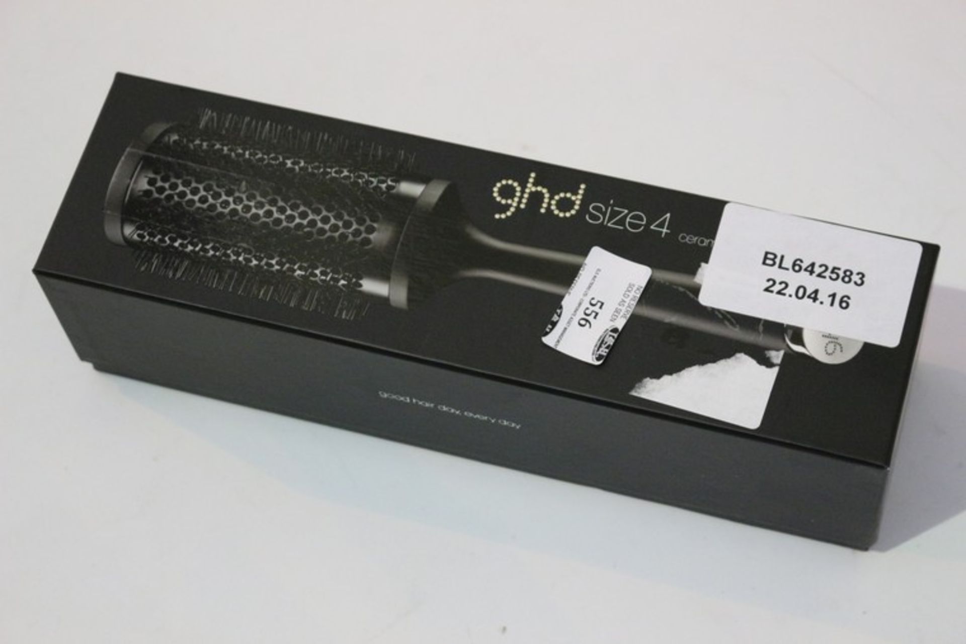 3 x BOXED ASSORTED ITEMS TO INCLUDE GHD HAIR BRUSH BABYLISS GAS STRAIGHTENERS AND OTHER (22.4.16) *