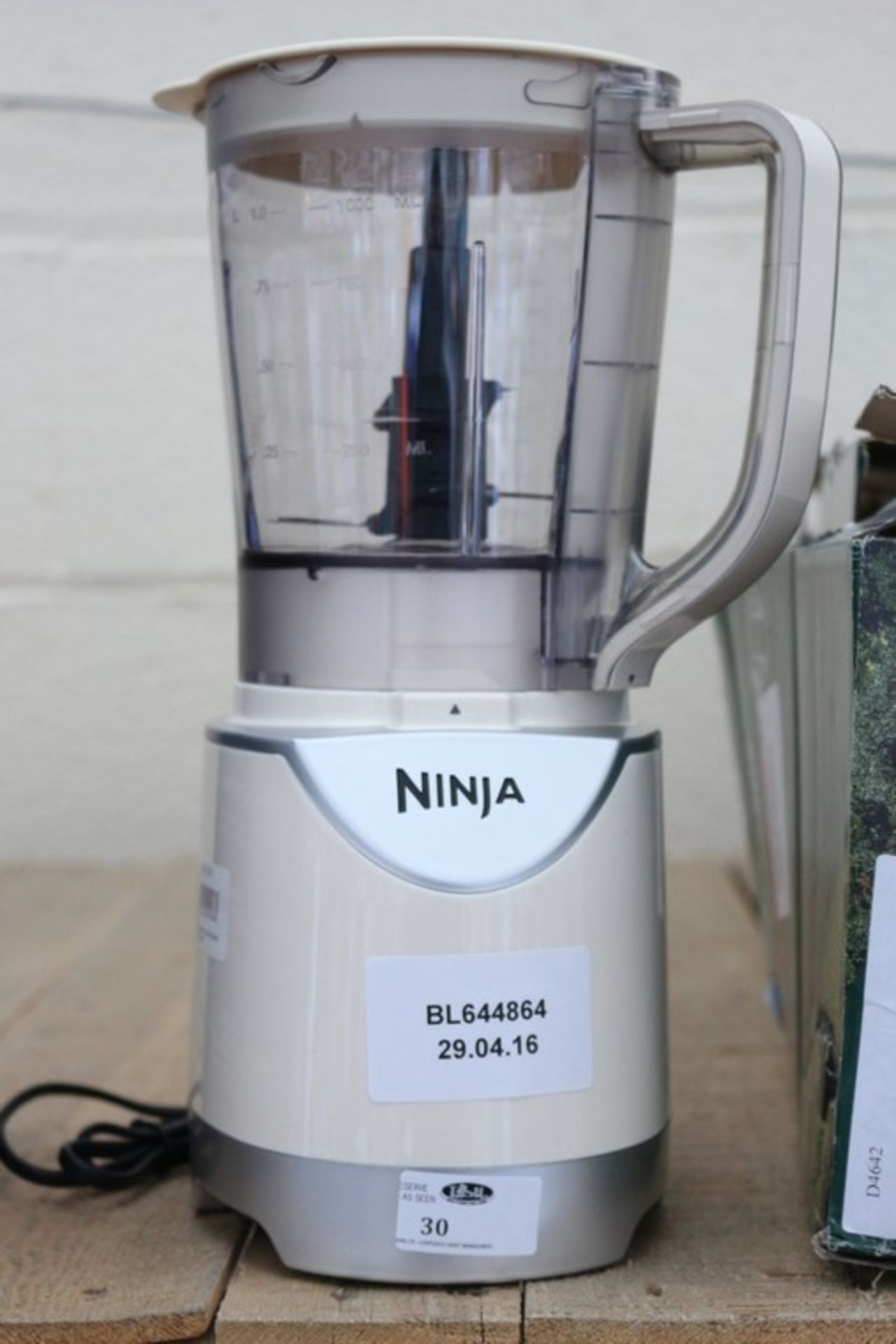 1 x NUTRI NINJA MULTI PRO JUICE EXTRACTOR RRP £60 (9.4.16) *PLEASE NOTE THAT THE BID PRICE IS