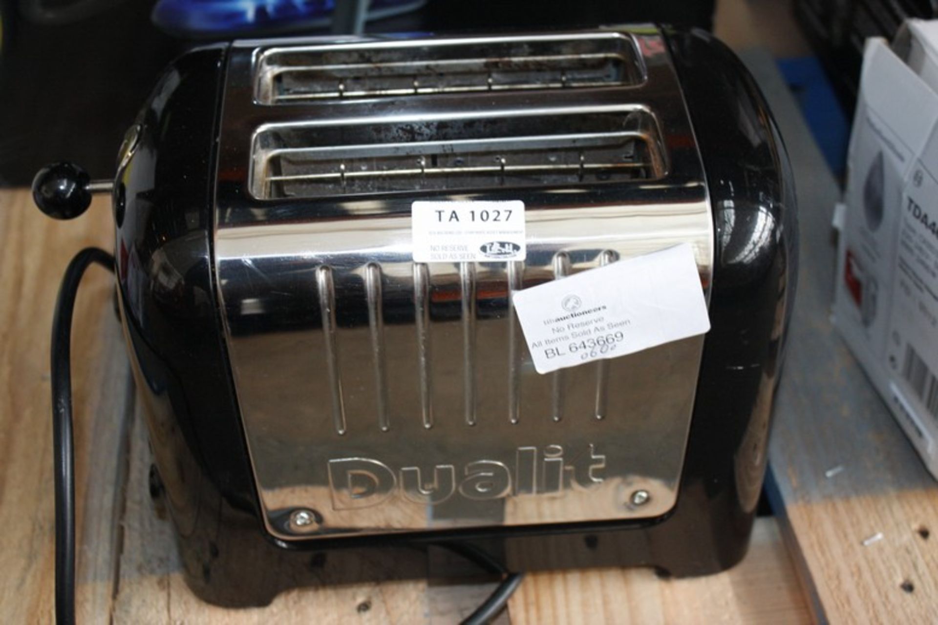 1X DUALIT 2 SLICE TOASTER RRP £60 (BL643669)