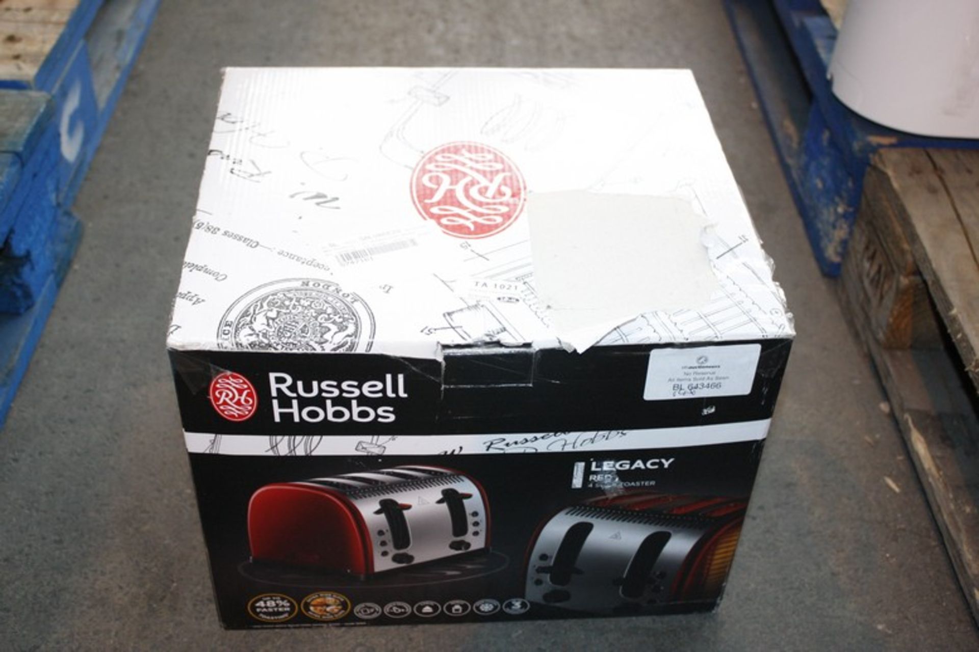 1X BOXED RUSSELL HOBBS LEGACY 4 SLICE TOASTER RRP £50 (BL643466)