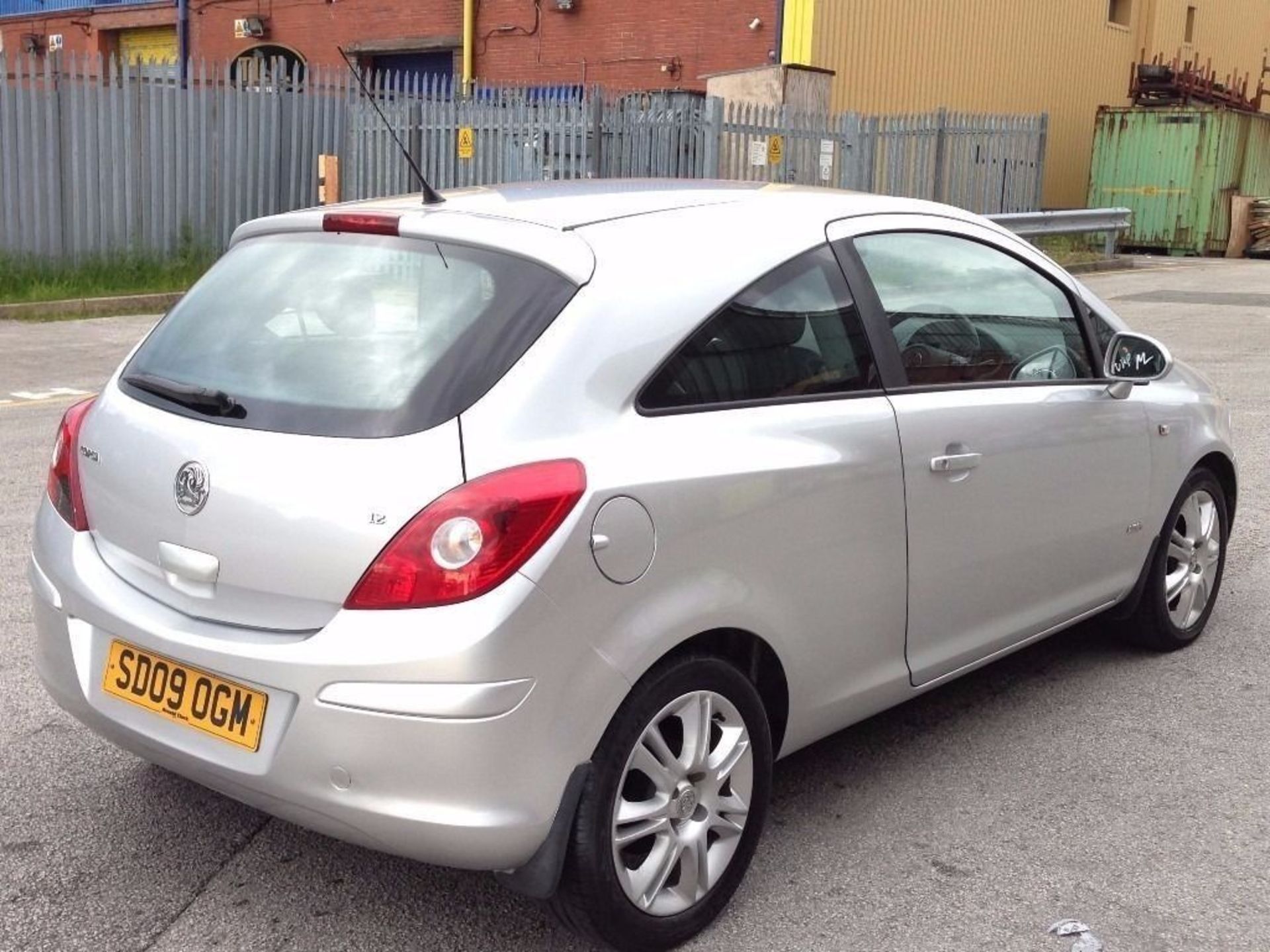 VAUXHALL CORSA DESIGN, DATE OF FIRST REGISTRATION 23/03/2009, SD09 OGM, 1.3 LTR, PETROL, MANUAL, 3 - Image 3 of 5