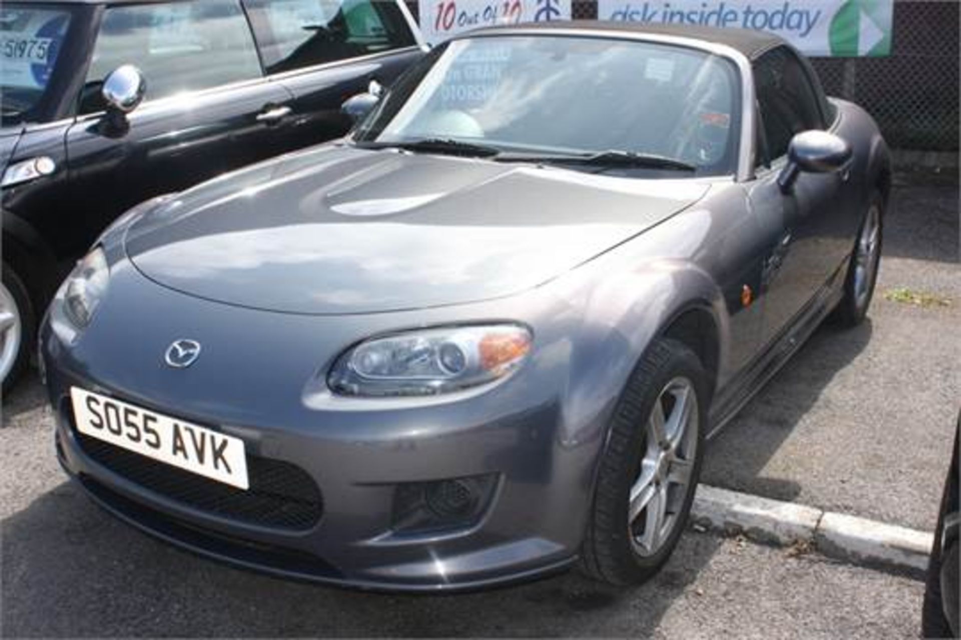 MAZDA MX5 CONVERTIBLE, DATE OF FIRST 25/11/2005, SO55 AVK, 1.8 LTR, PETROL, MANUAL 5 SPEED, 2 - Image 2 of 8