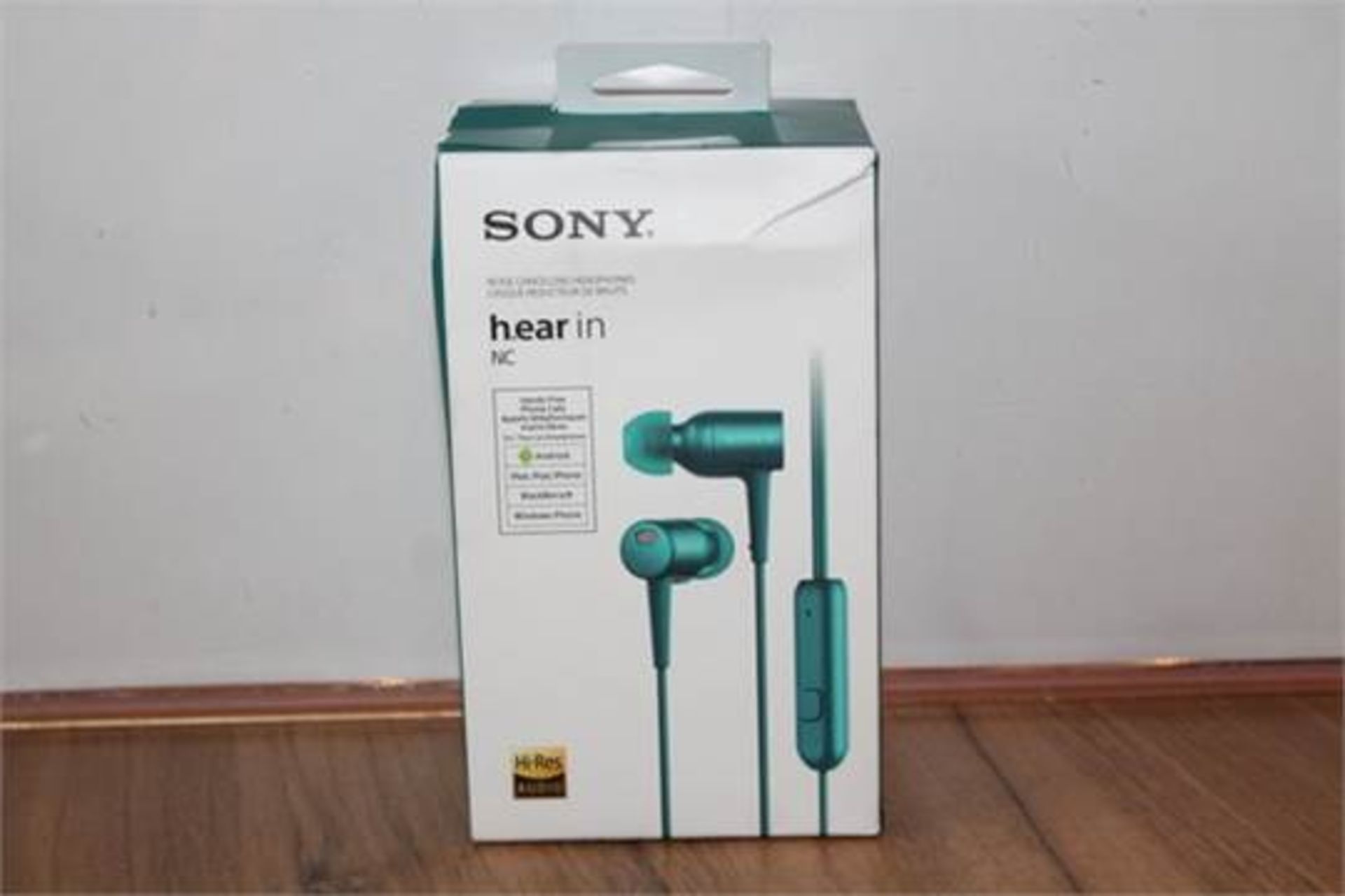 BOXED SONY H.EAR IN IN EAR HEADPHONES WITH NOISE CANCELLING RRP £149.99 (BL647221)(22.026.16)(144)