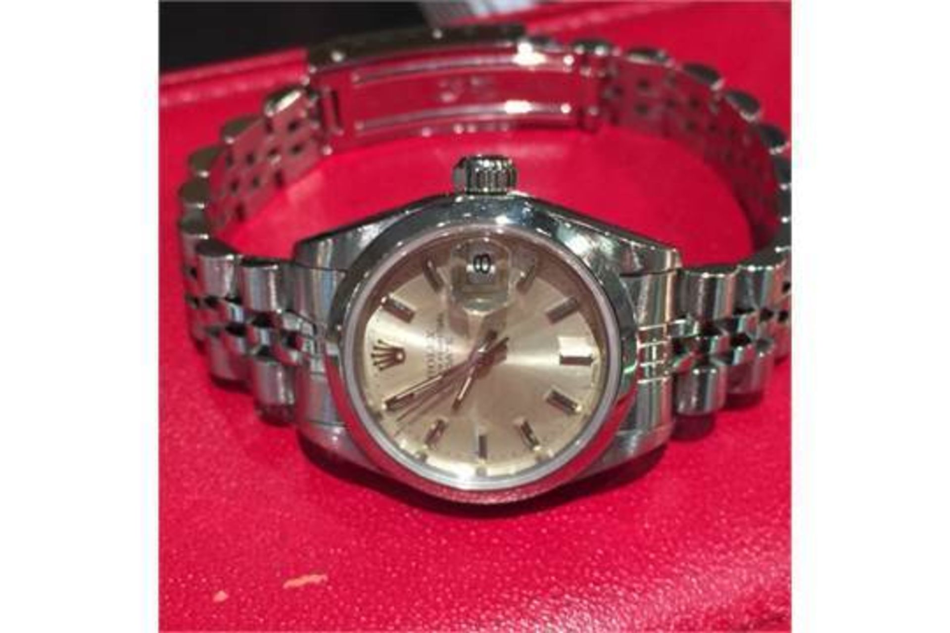 LADIES ROLEX STAINLESS STEEL DATEJUST, FULL STAINLESS STEEL STRAP, DIAL AND CASE, FULLY WORKING - Image 3 of 5