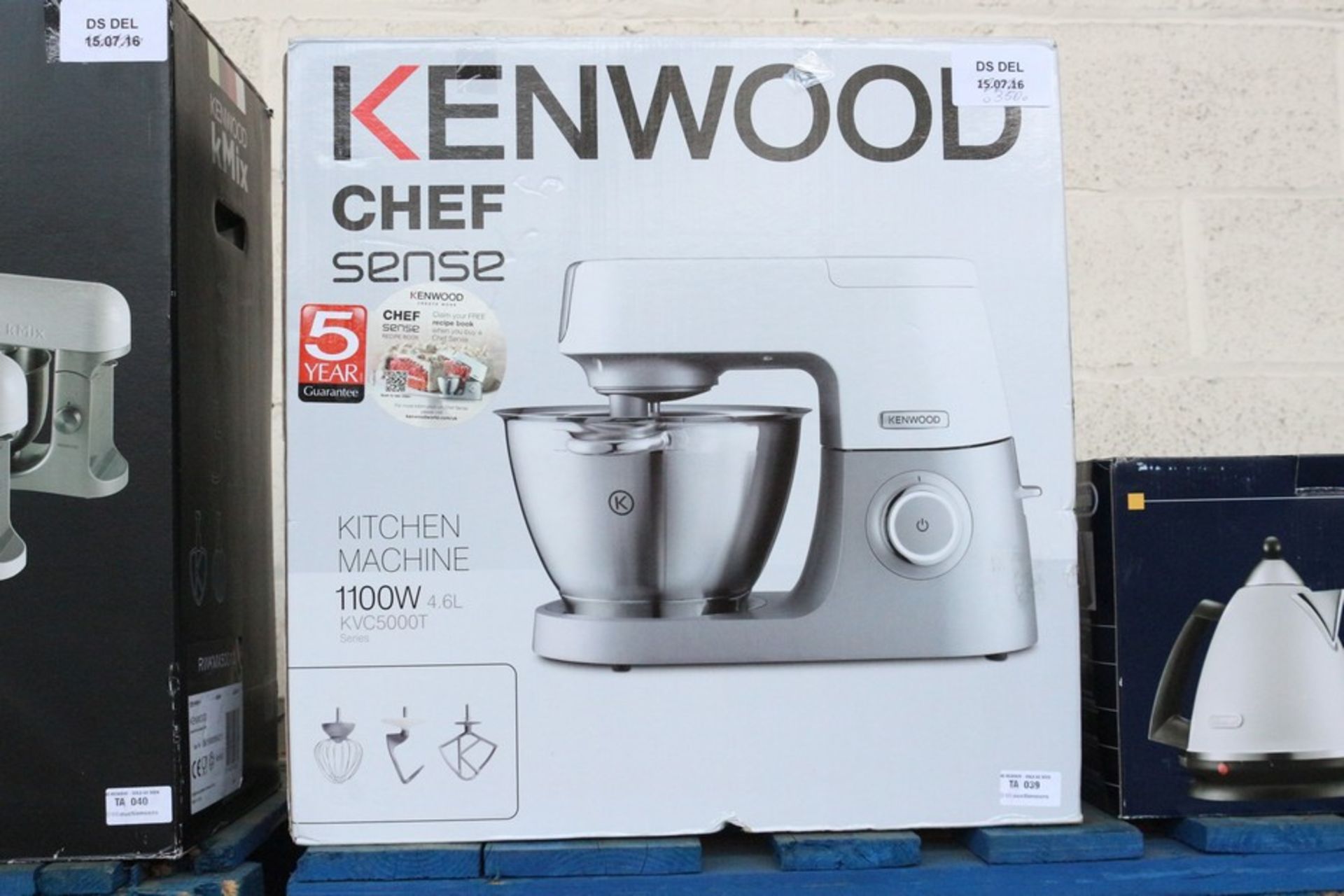 1X BOXED KENWOOD CHEF SENSE KITCHEN MACHINE 1100W 4.6L RRP £350 (DS-DEL)