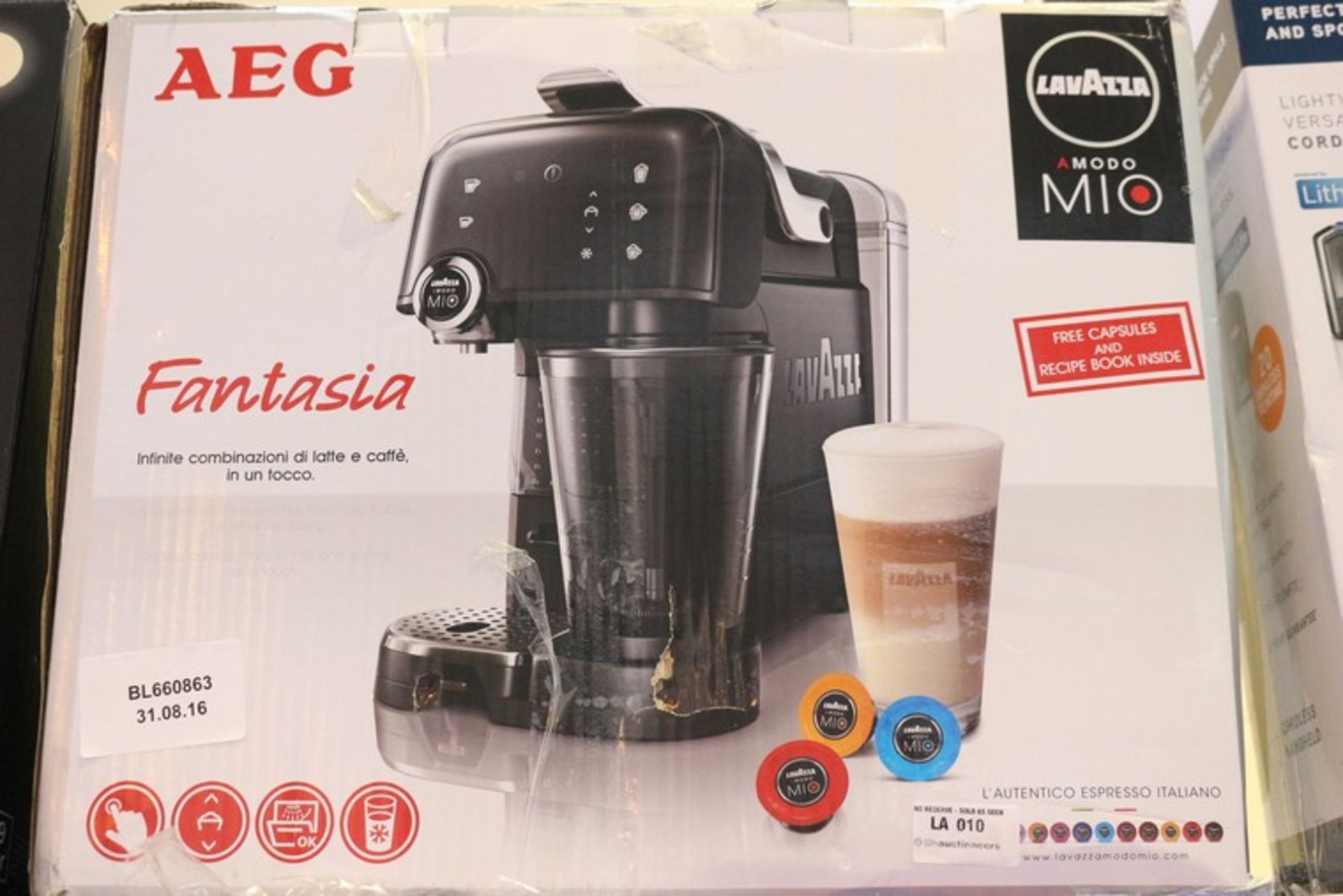 1 x BOXED AEG LAVAZZA AMODO MIO FANTASIA COFFEE MACHINE (31.8.16) *PLEASE NOTE THAT THE BID PRICE IS
