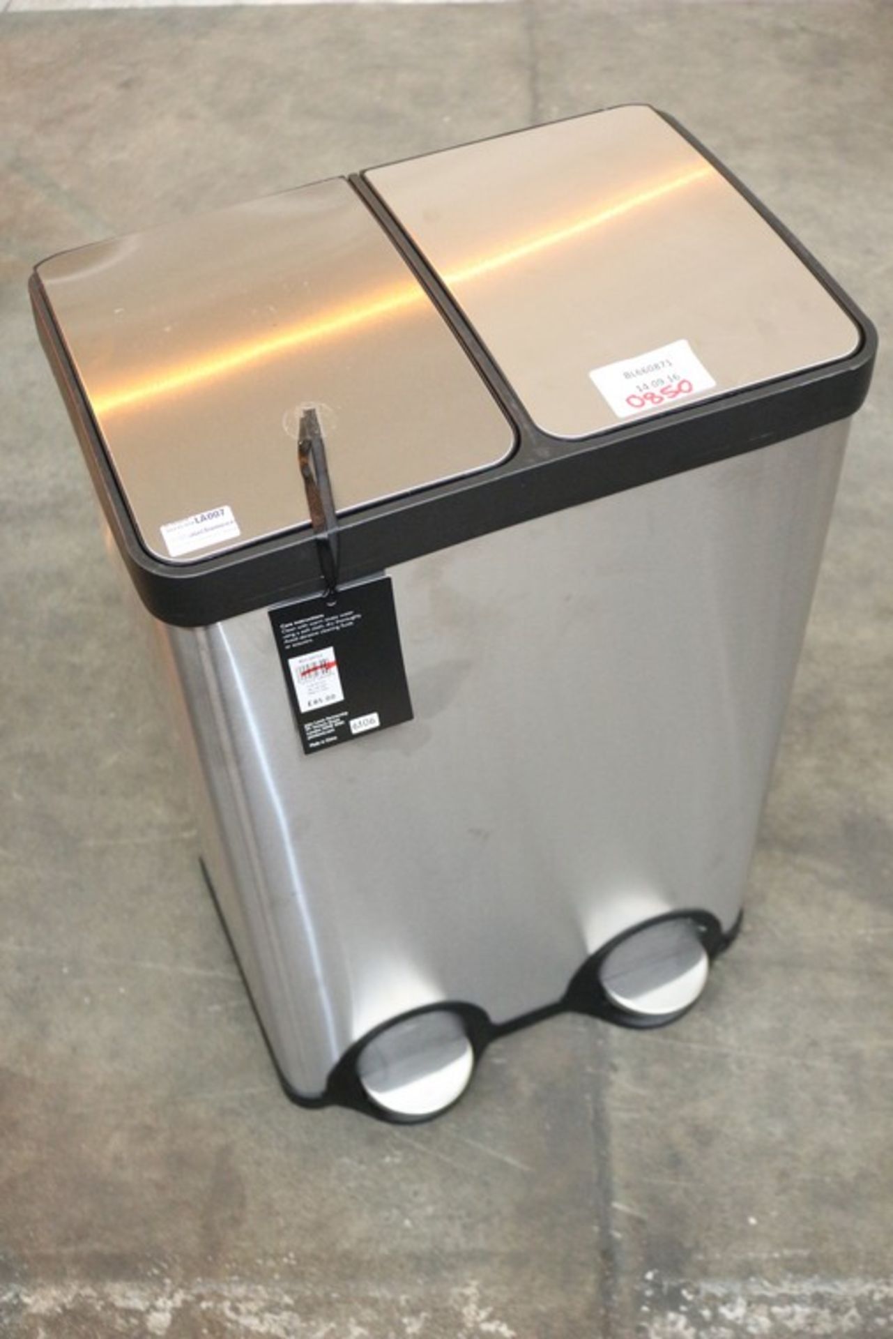 3 x ASSORTED STAINLESS STEEL TWIN RECYCLING BINS RRP £85 EACH (14.9.16) *PLEASE NOTE THAT THE BID