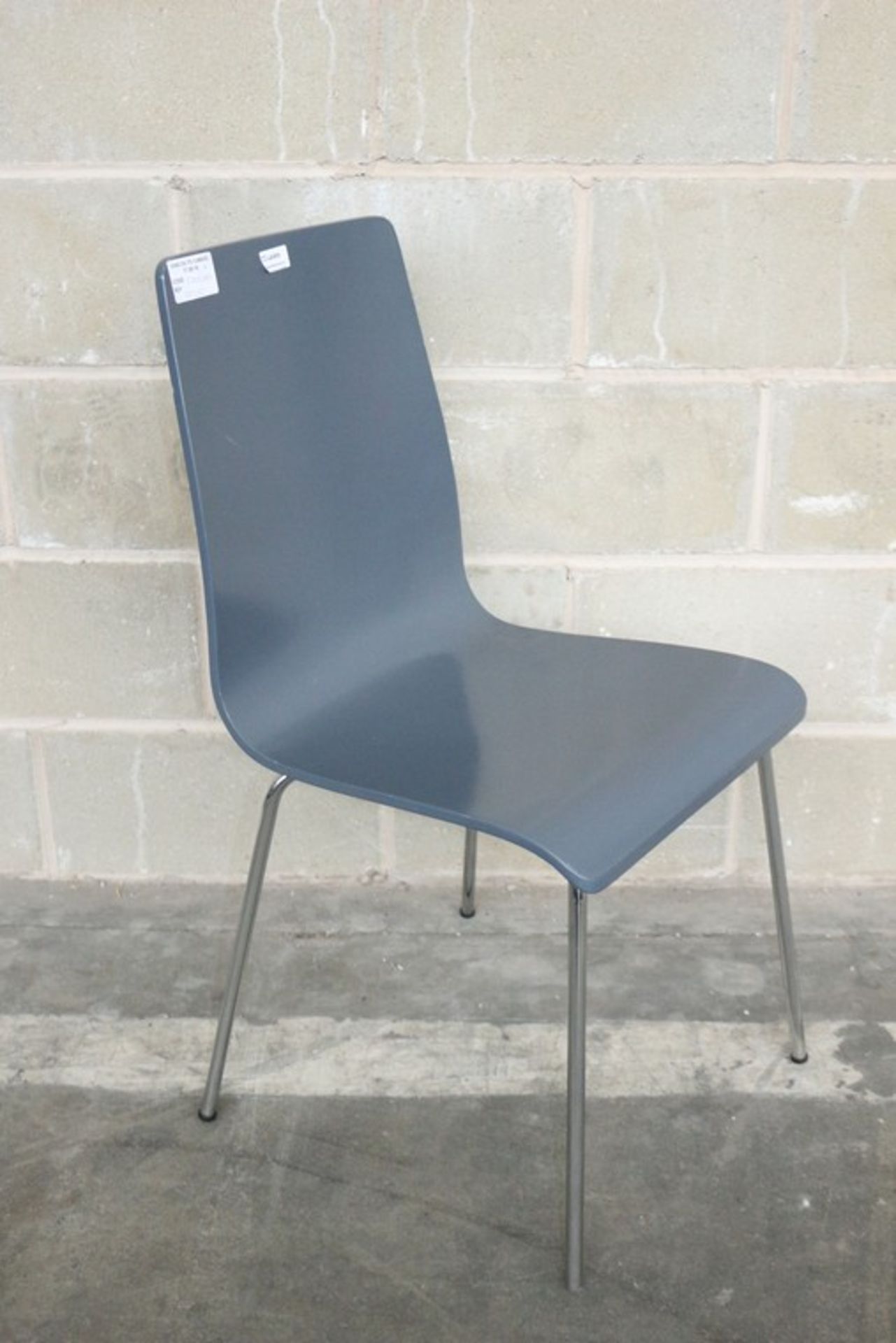 2 x ASSORTED GREY AND WHITE WOODEN DESIGNER DINING CHAIRS (2303269) RRP £20 (17.8.16) *PLEASE NOTE