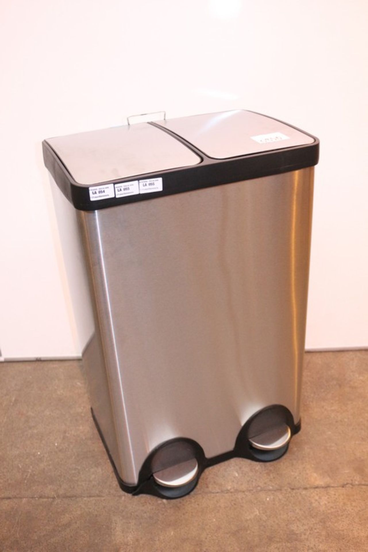 1 x STAINLESS STEEL TWIN RECYCLING PEDAL BIN RRP £85 *PLEASE NOTE THAT THE BID PRICE IS MULTIPLIED