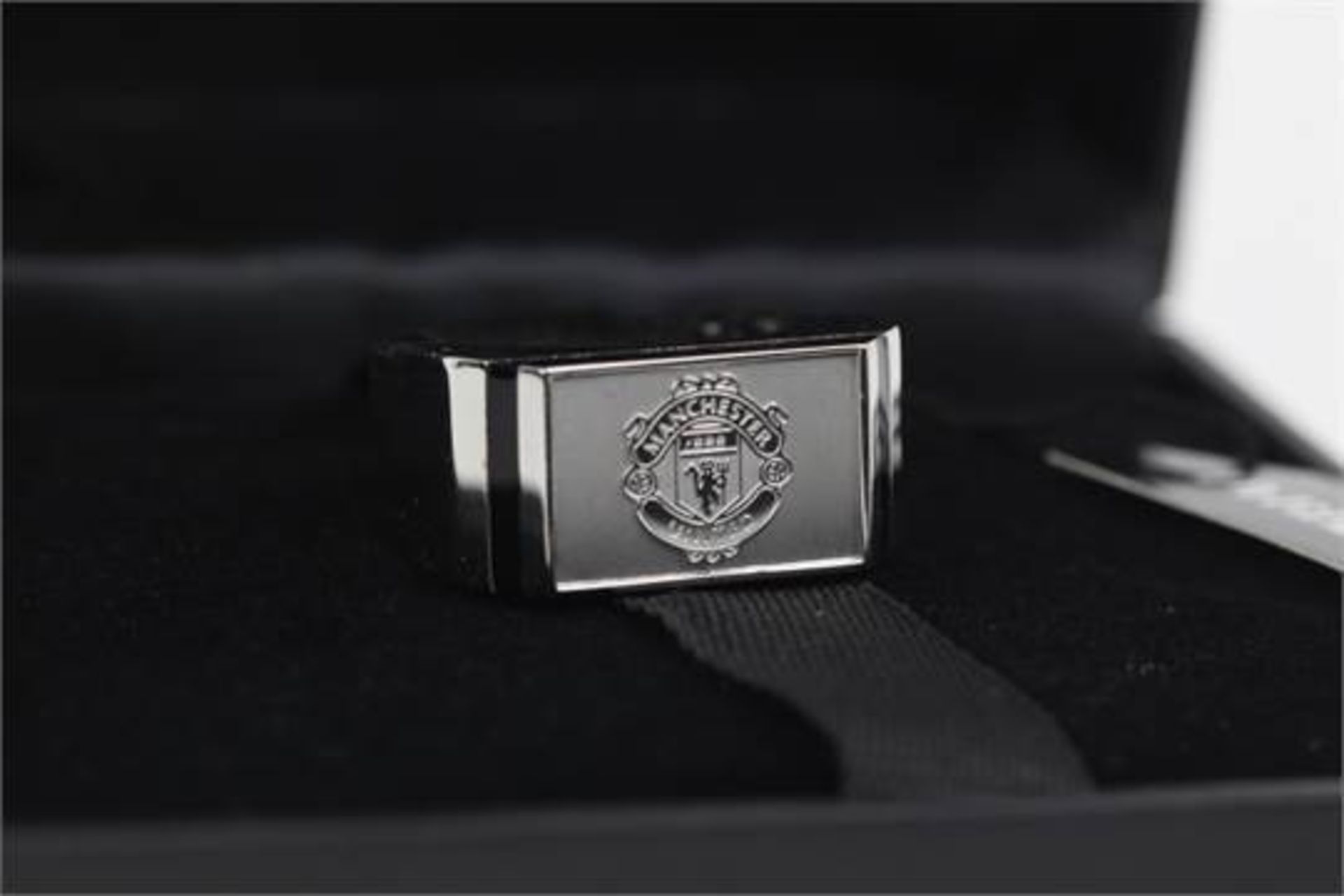 BOXED BRAND NEW MAN UNITED GENTS RING, MADE BY DYRBERG/KERN (SBW)