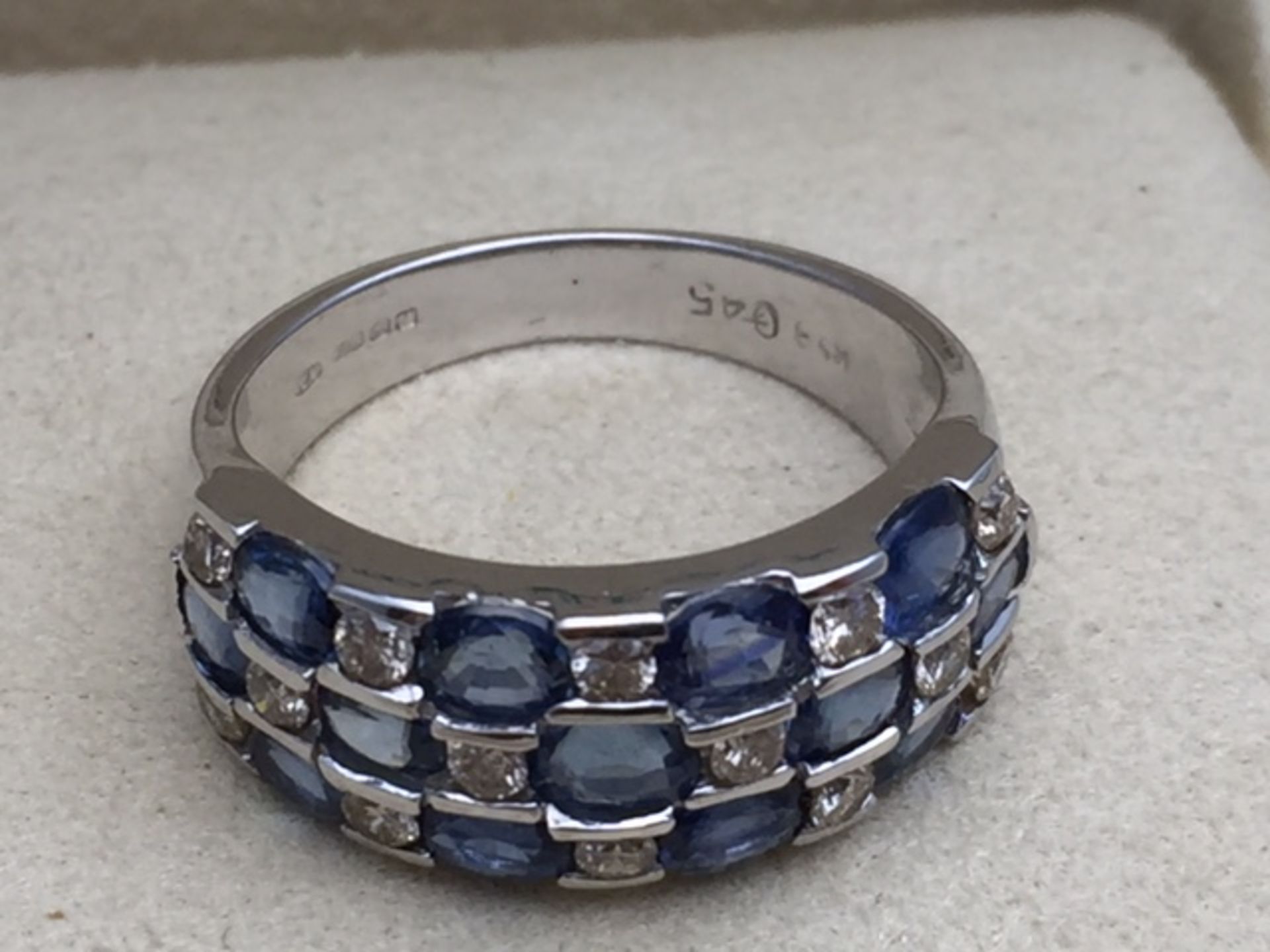 RRP £3,875.. A BEAUTIFUL DIAMOND & SAPPHIRE WHITE GOLD ETERNITY RING INTRICATELY SET WITH 14 - Image 3 of 4