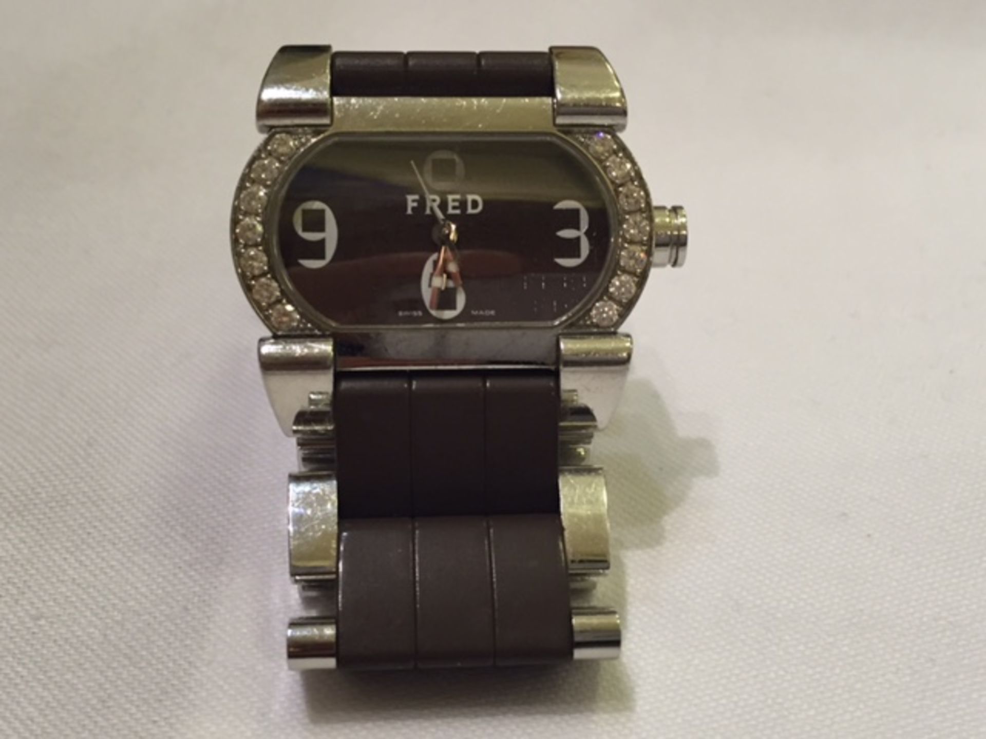 HUGE RRP FRED WRISTWATCH WITH FACTORY DIAMOND BEZEL IN EXCELLENT CONDITION WITH DEPLOYMENT CLASP & - Image 3 of 6