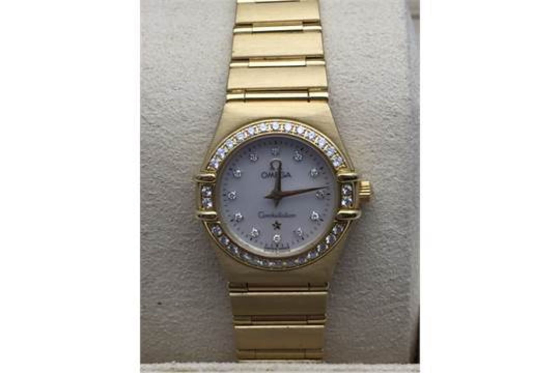 RRP £12,500 LADIES OMEGA CONSTELLATION 18ct SOLID GOLD ALL FACTORY SET DIAMONDS TO THE BEZEL &