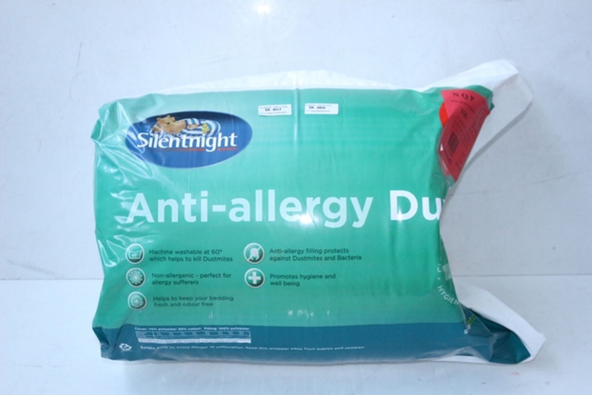 1X LOT TO CONTAIN 3 BAGGED BRAND NEW SILENT NIGHT ANTI ALLERGY DOUBLE DUVETS (TW-CQ)