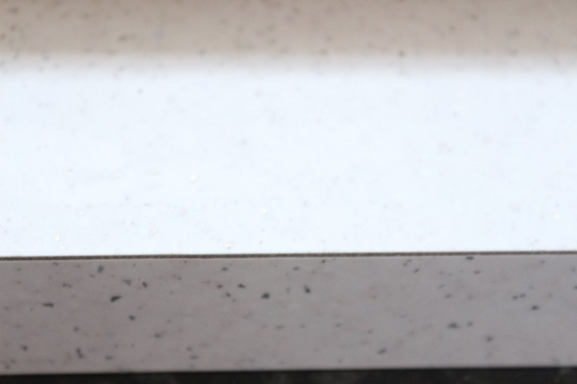 1X WORKTOP 3000X600X8 MM LAMINATE EDGE RRP £250 (MD-K&N-BAU-179)