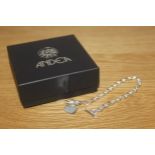 BOXED BRAND NEW ANDEA LADIES HEART CHARM BRACELET RRP £55 (DSSALVAGE)
