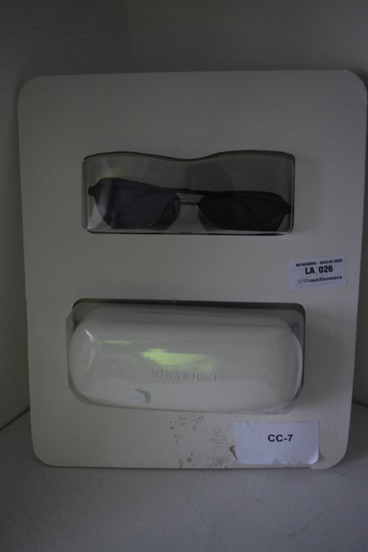 1 x PAIR NINA RICCI DESIGNER SUNGLASSES RRP £80 *PLEASE NOTE THAT THE BID PRICE IS MULTIPLIED BY THE